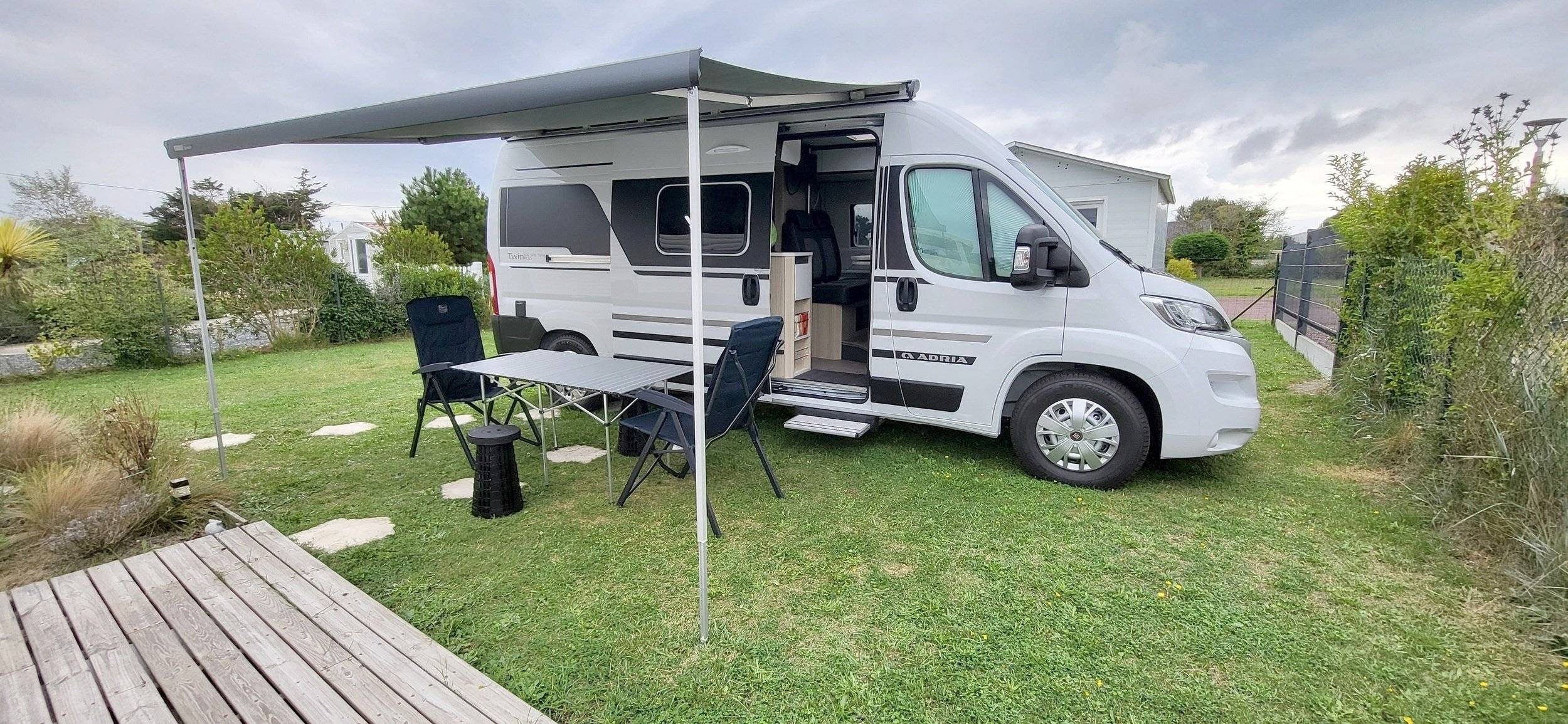 Adria Adria Twin PLUS 600 SPB Family