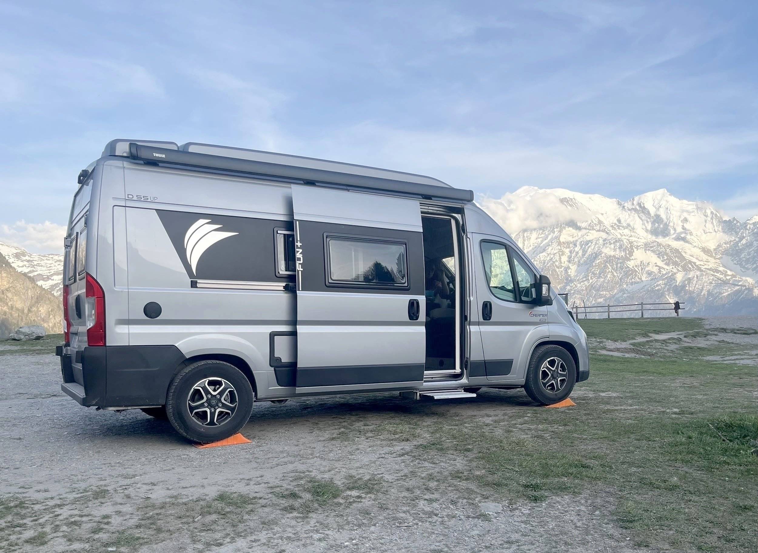 Voorkant 3/4 Peugeot Ducato 140ch - Yescapa