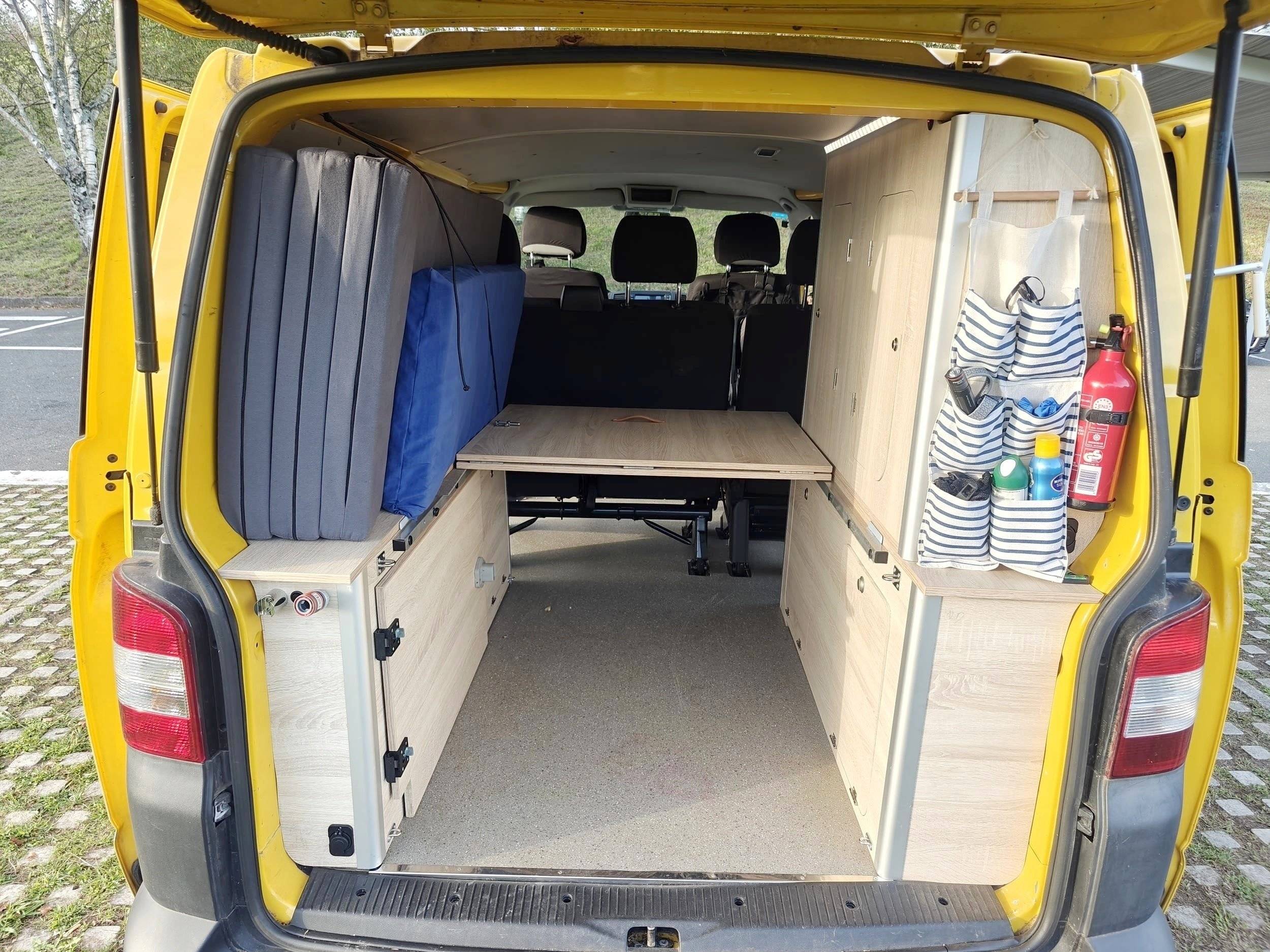 Volkswagen T5 2 l 180 ch