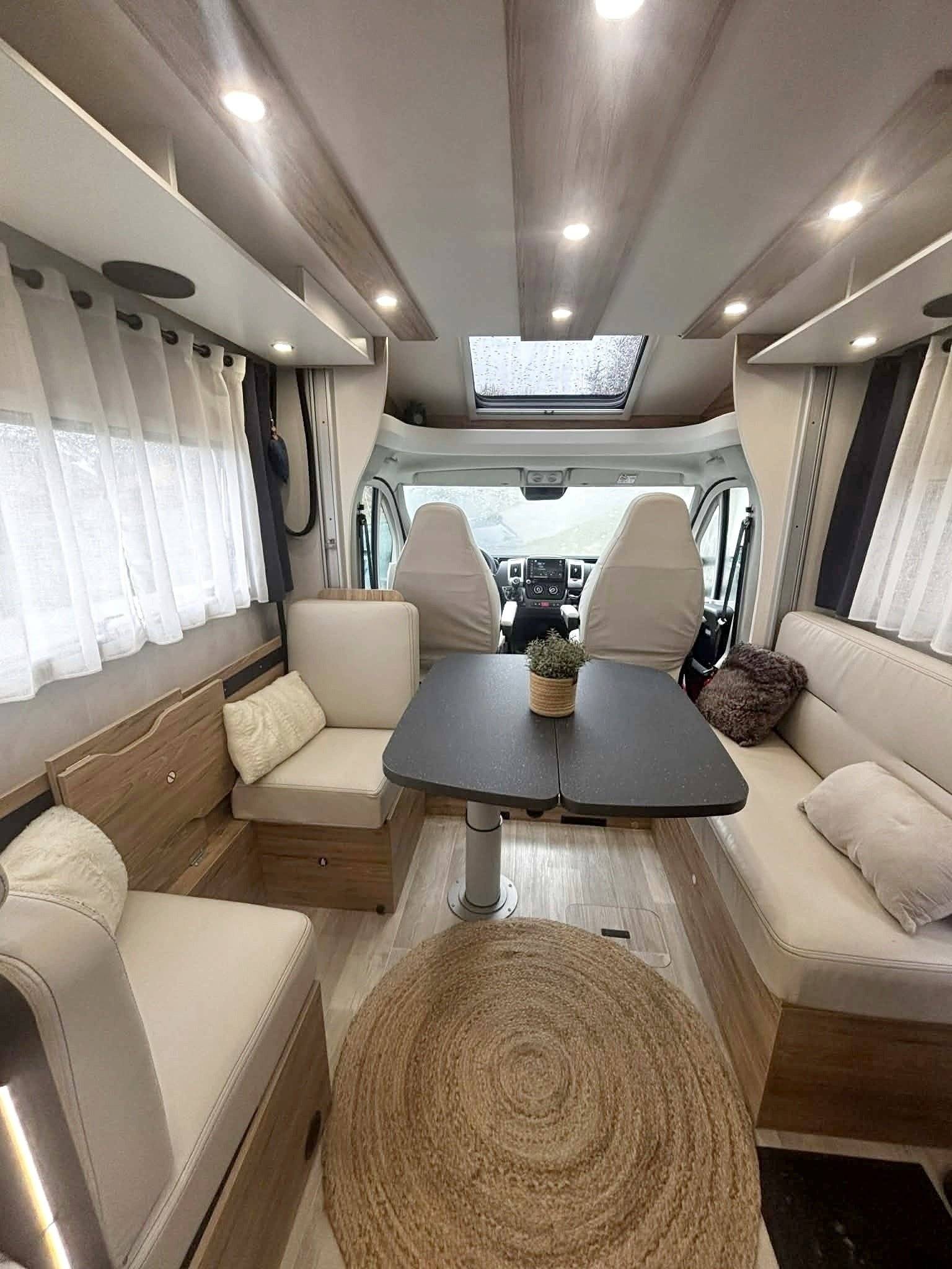 Bavaria BAVARIA T696D