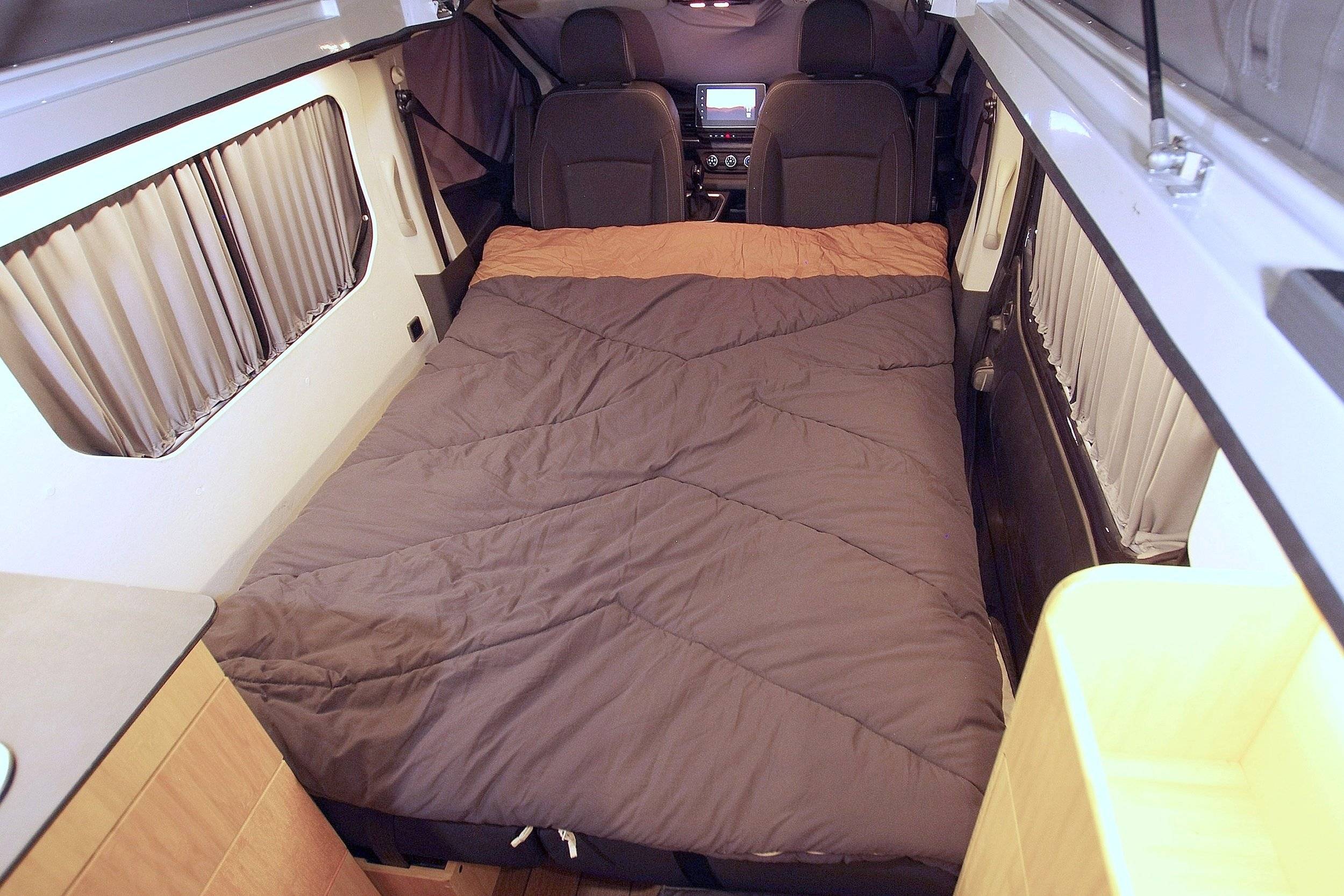 HISTOIRES DE VAN EXPLORATEUR