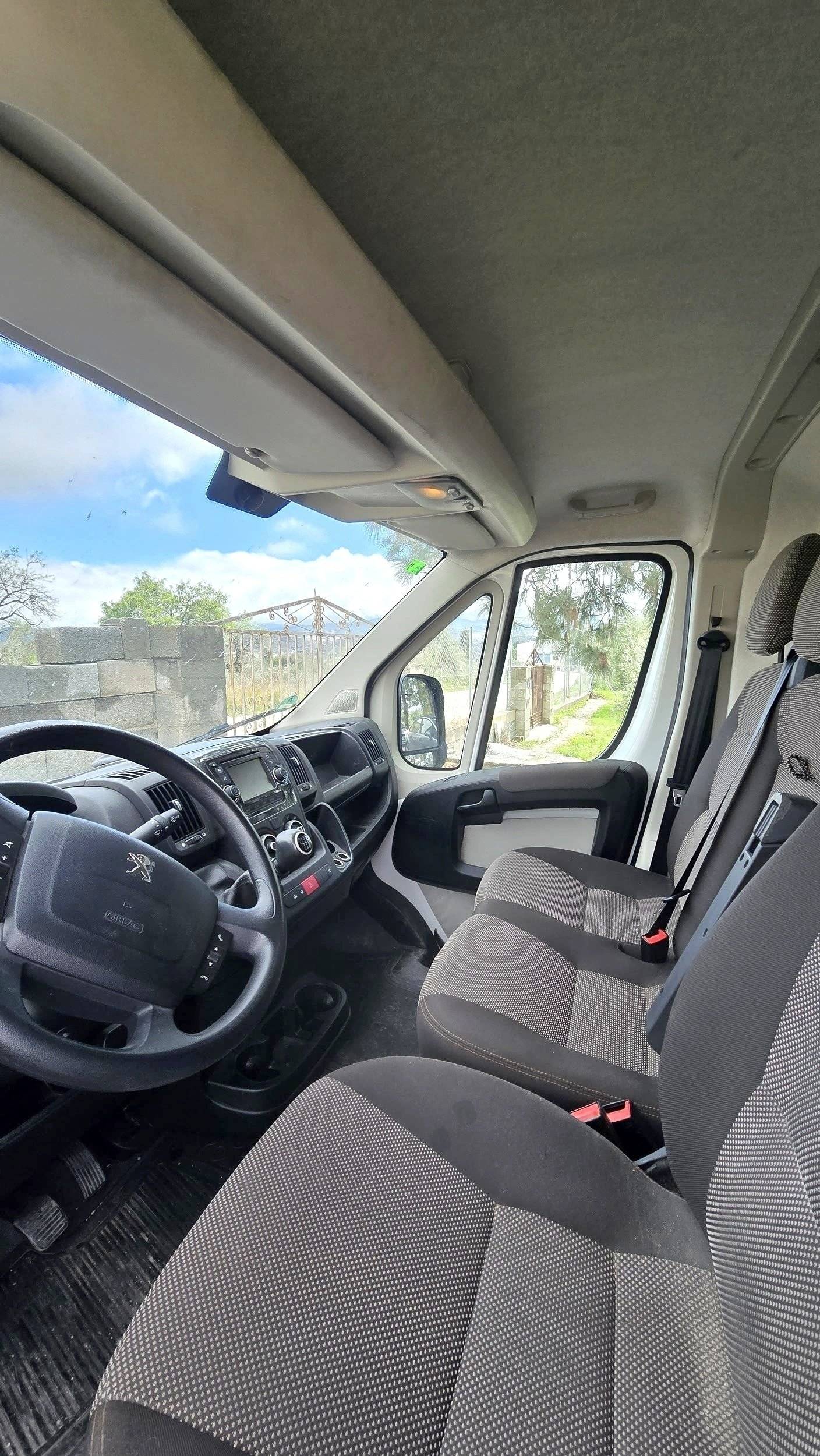 Peugeot Boxer 2,2 l 130 ch