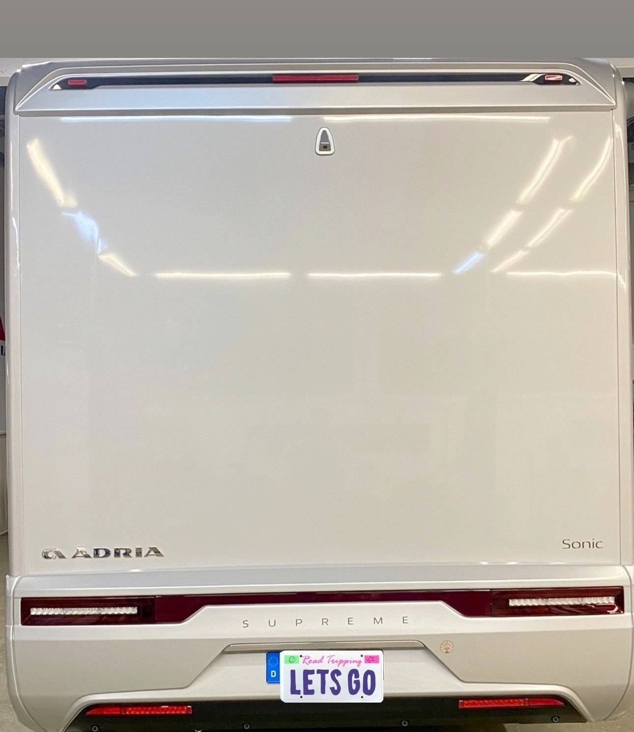 Adria SONIC 700 PLUS DC