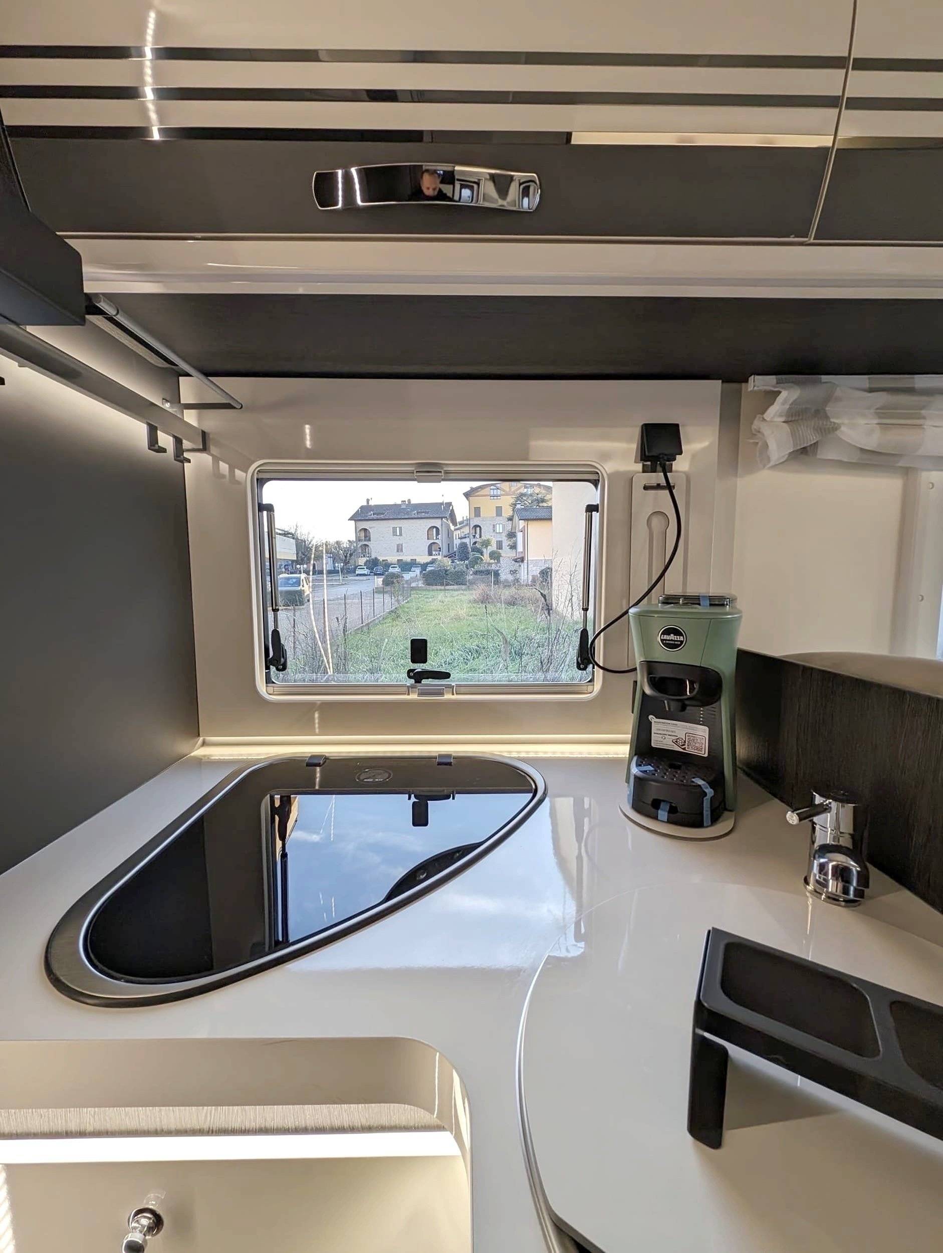 Kitchen Fiat Ducato 2,2 l Multijet 120 ch. - Yescapa