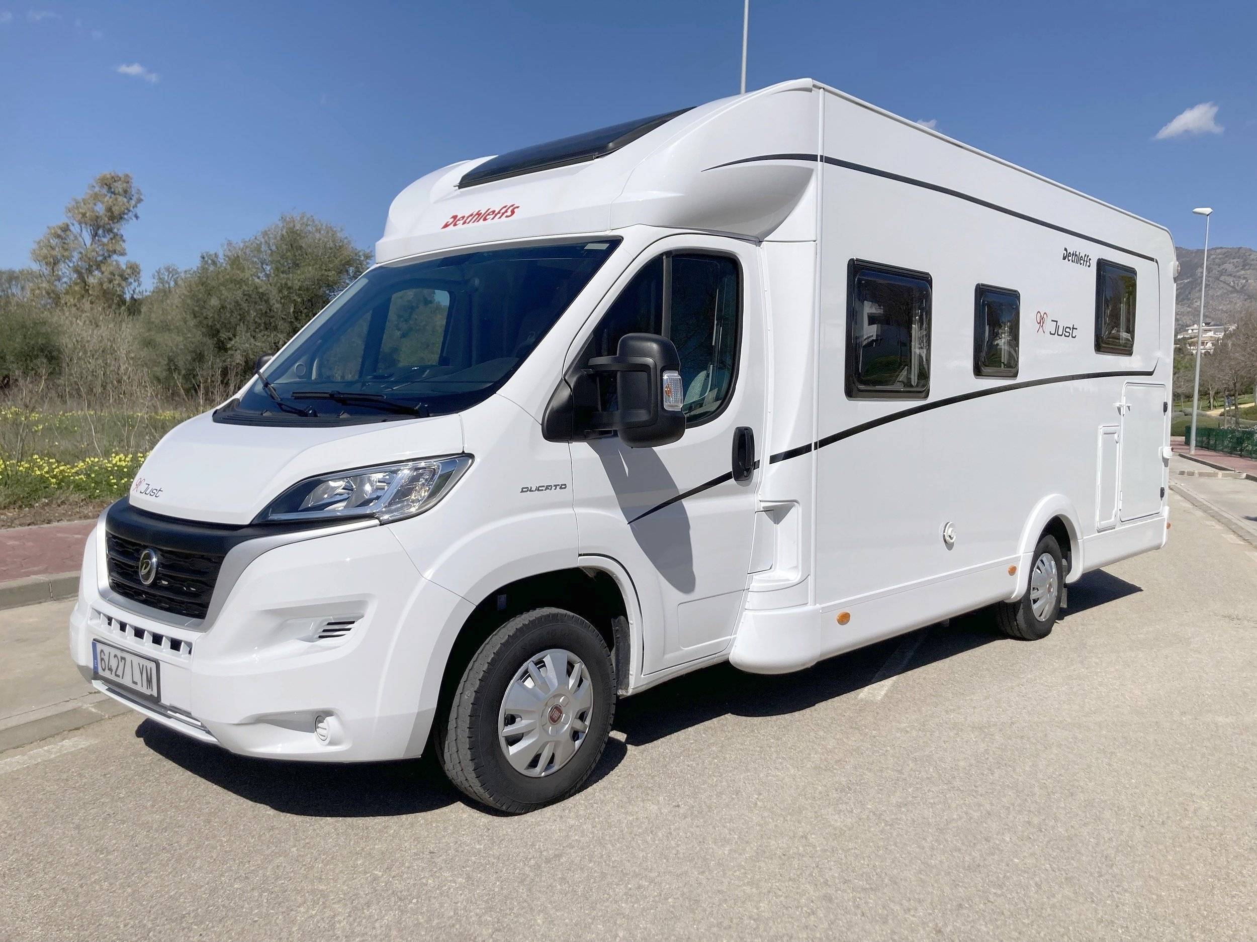 Dethleffs T 7052 DBM