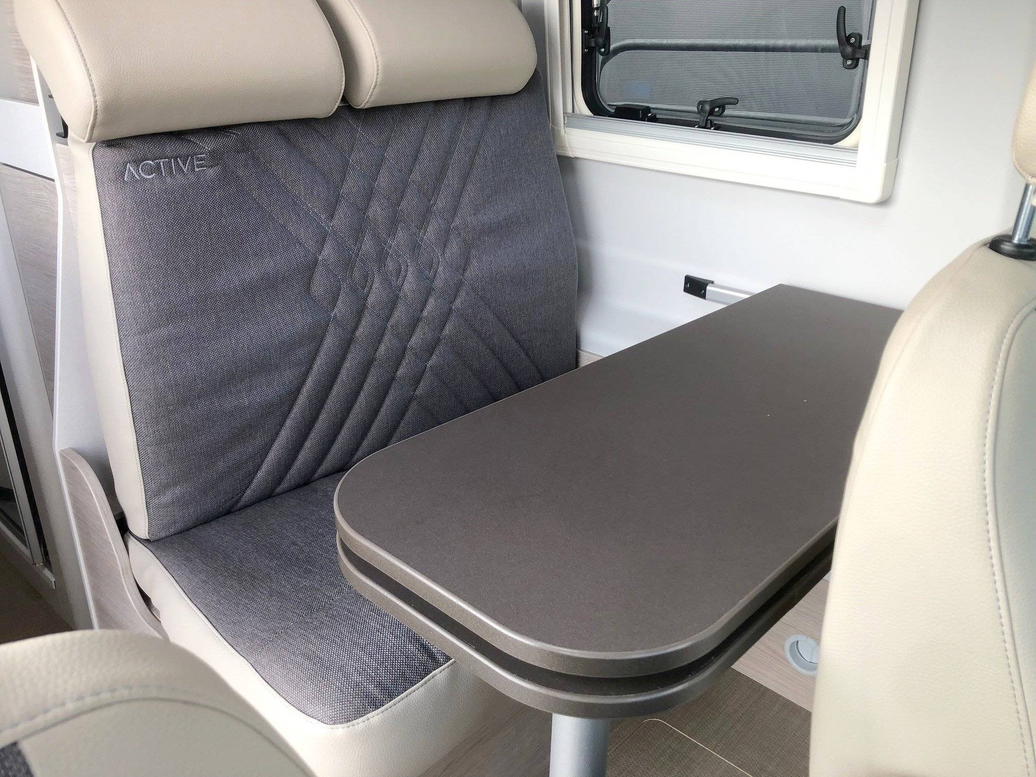 Bürstner LINEO C590