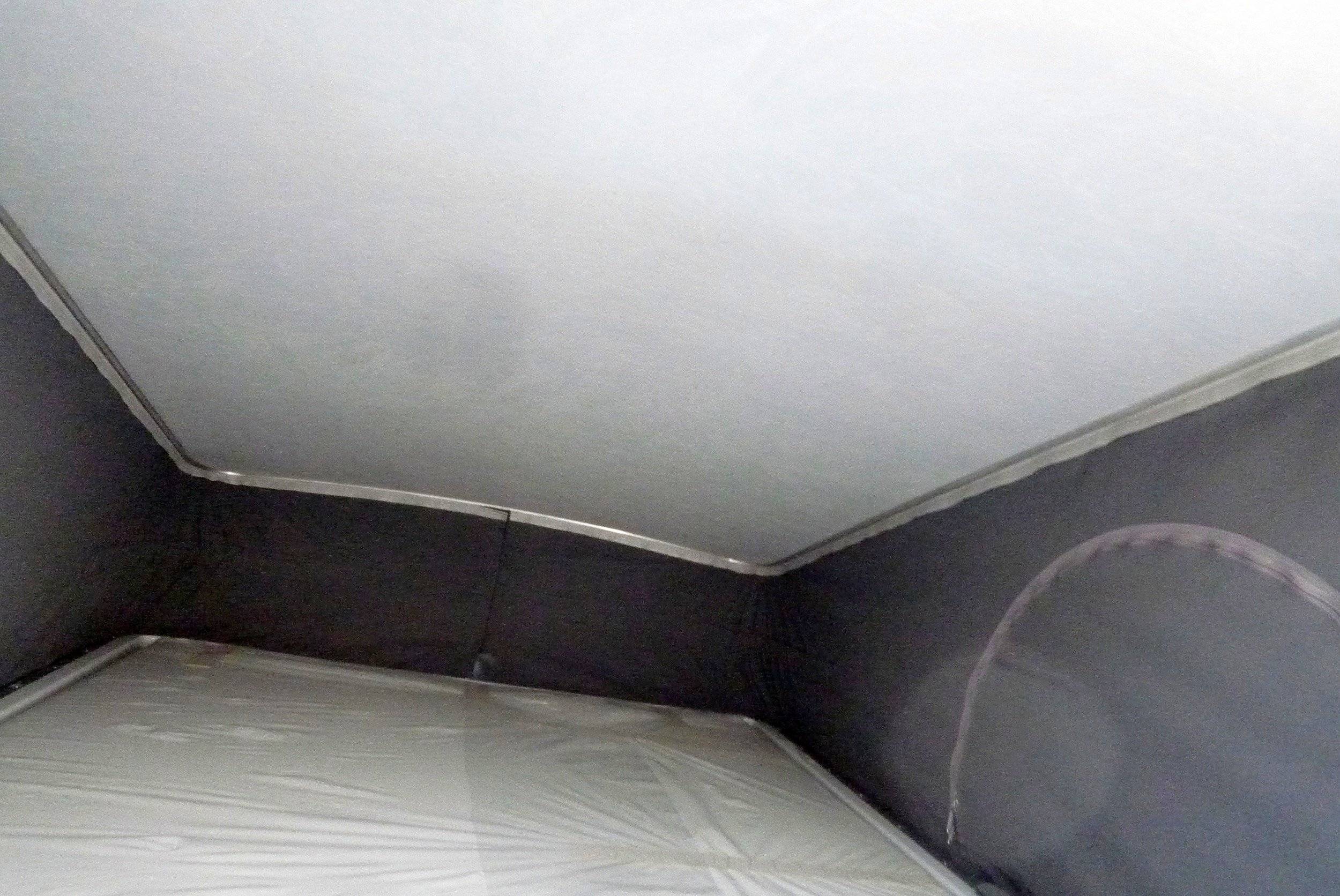 Pössl Pössl 2WinR Plus 140 PS- Solar-AHK-Markise-Navi-RKF