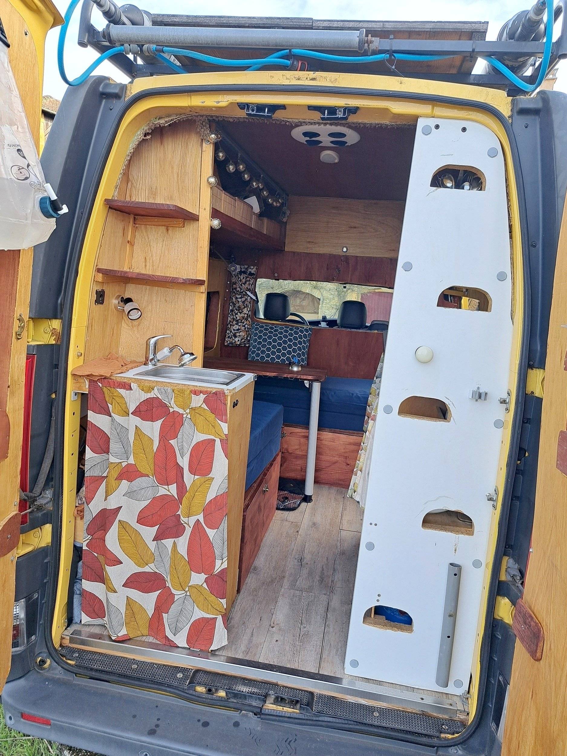 Concept Van Loisirs Trafic II l1h2