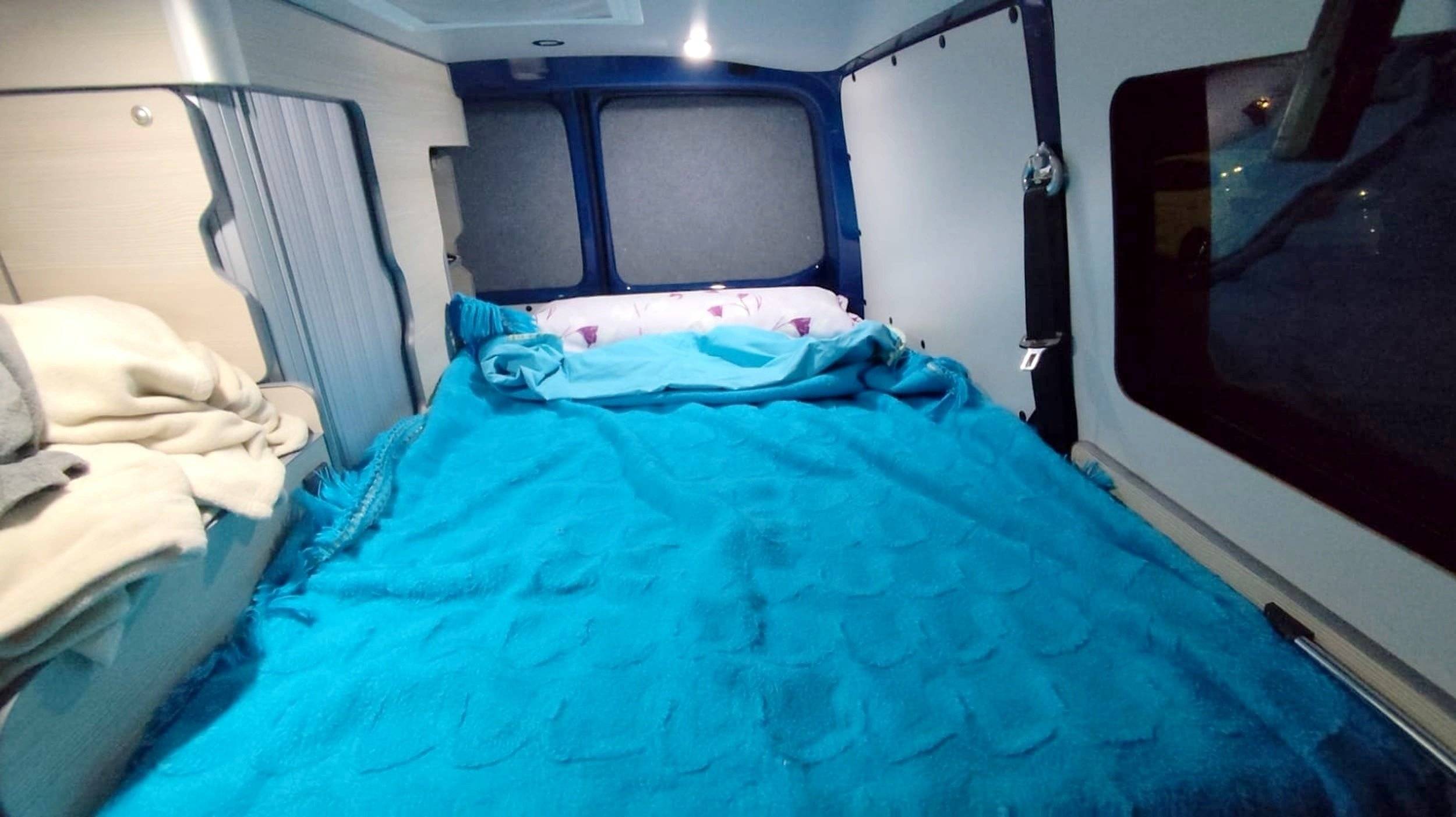 Plazas en cama Volkswagen T6.1 - Yescapa