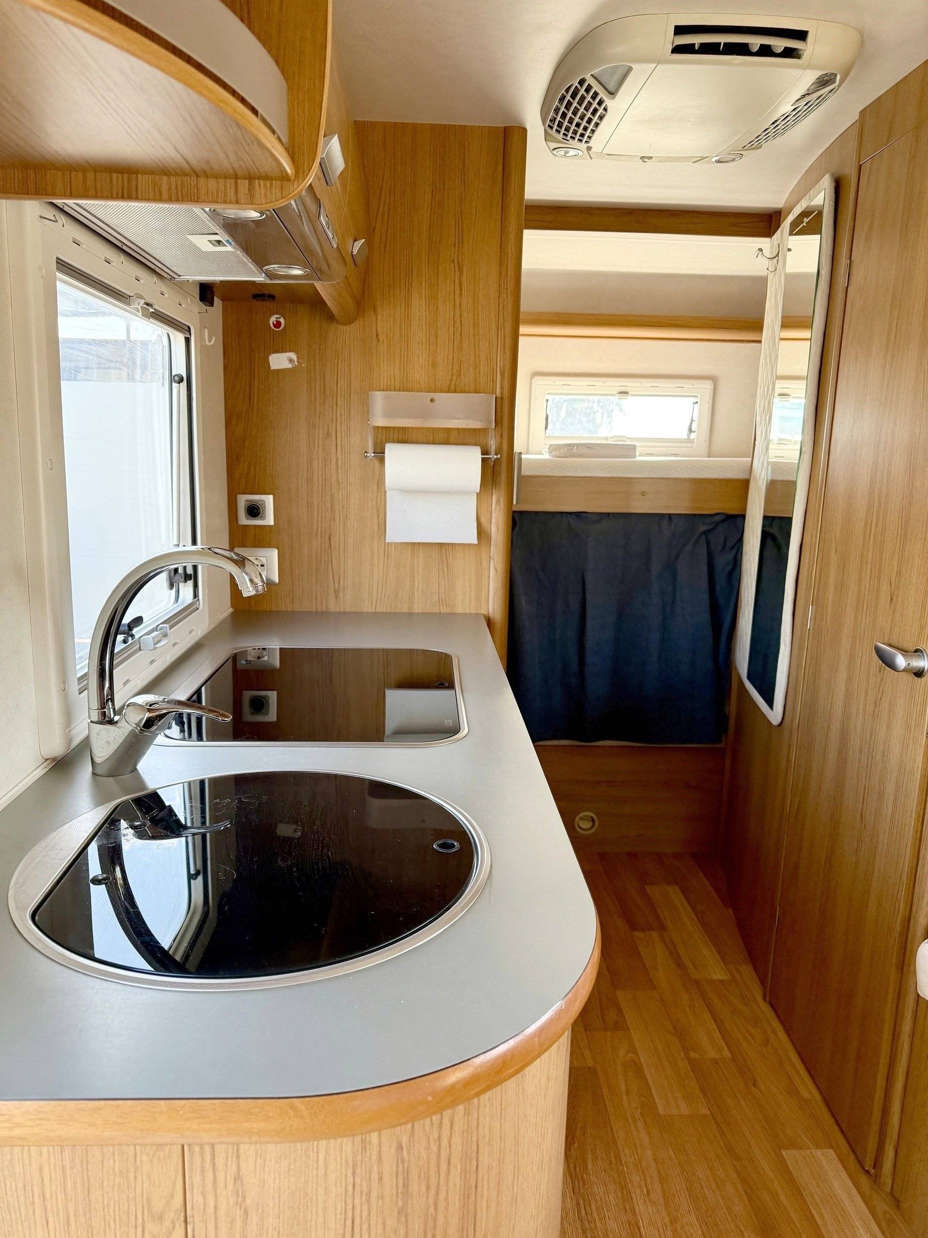 3 C Cartier/Brisebras Ford