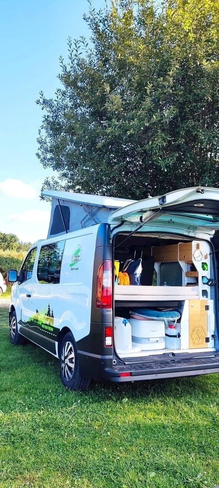 Van Mania SOUTH WEST By freedom camper