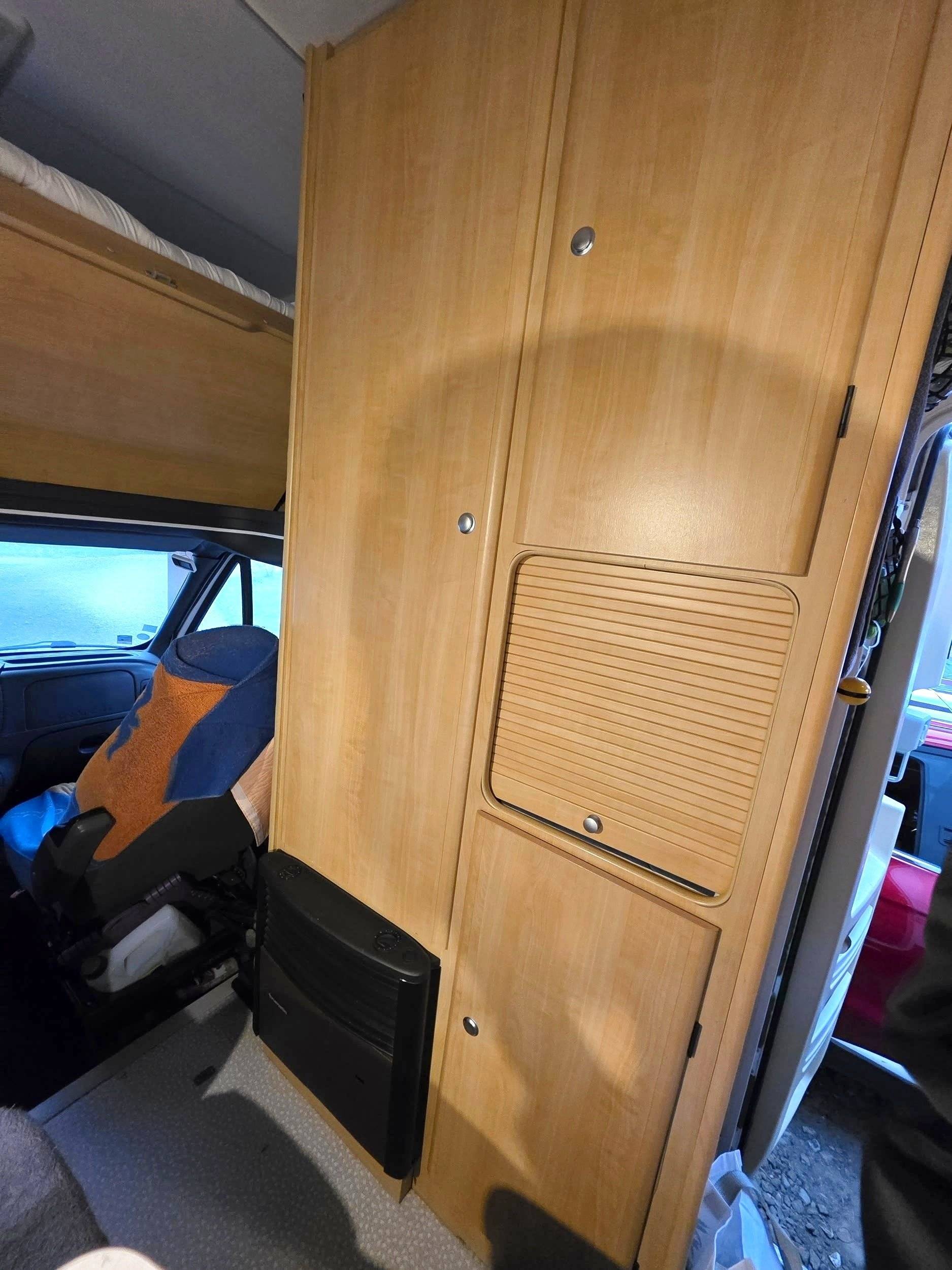 Alpes Camping-Car Ford Transit 2,2l TDCi 85ch.