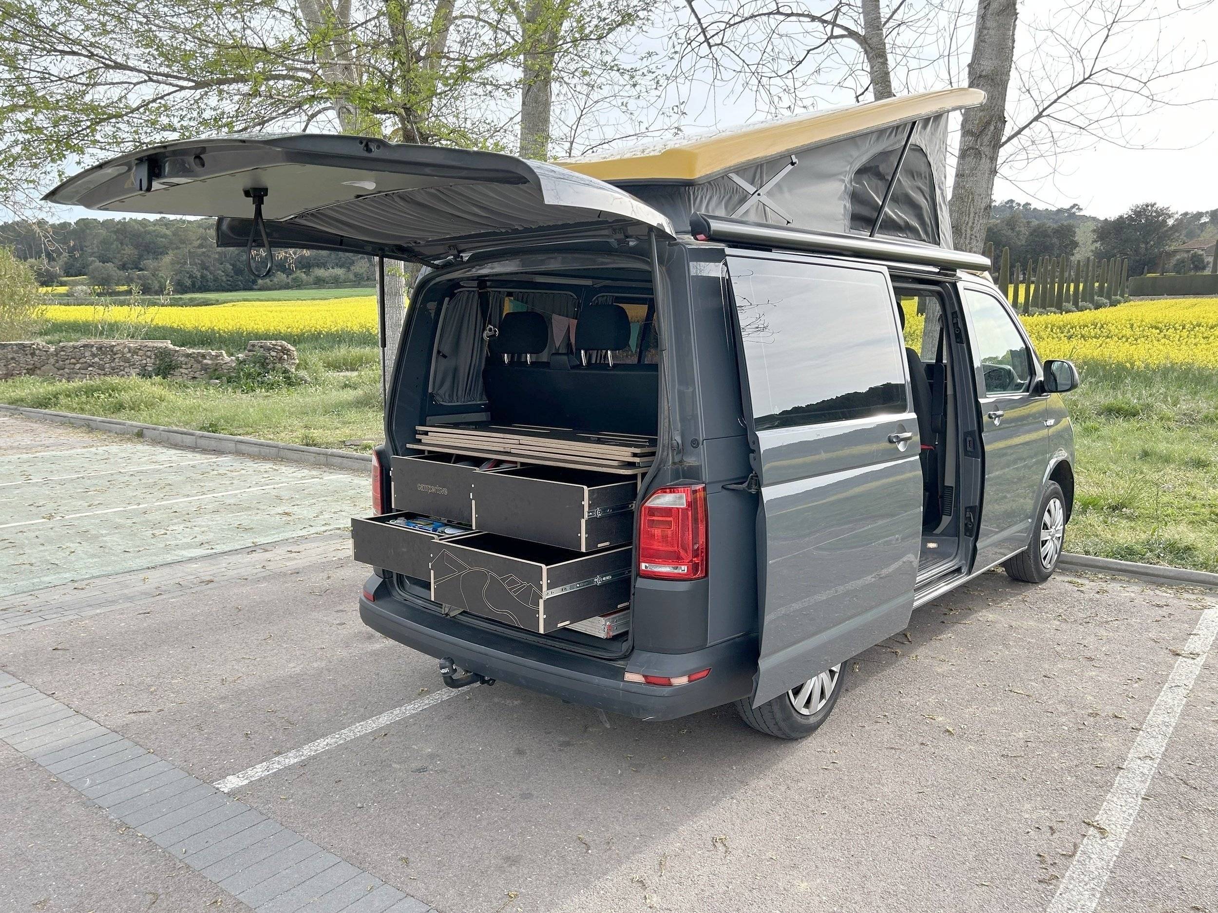 Volkswagen Transporter T6 Kombi KR TDI