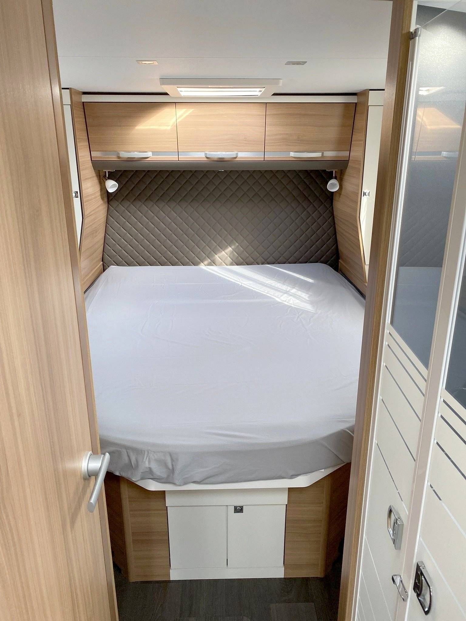 Adria MATRIX AXESS 670SC