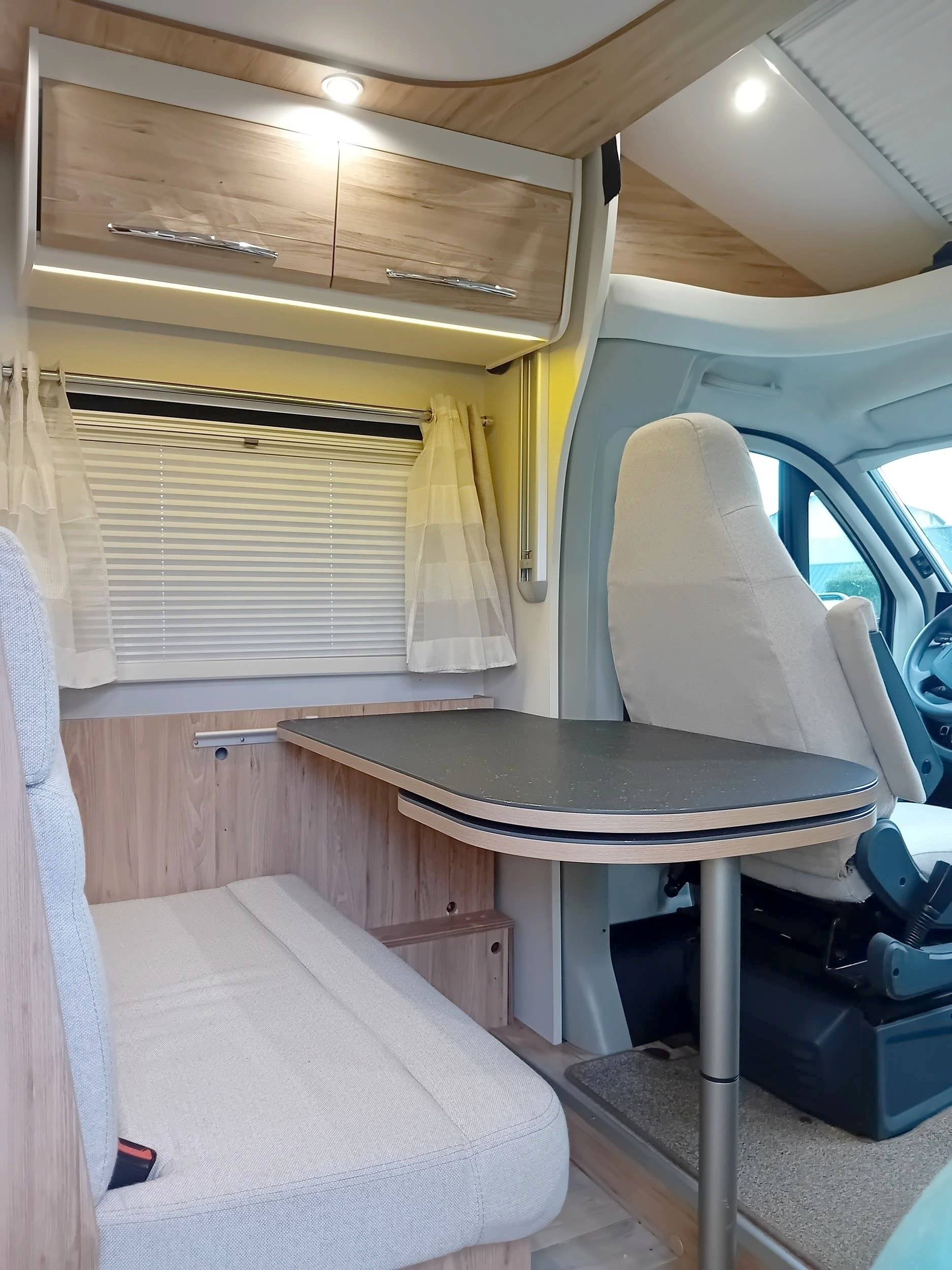 Bavaria T746 C Style