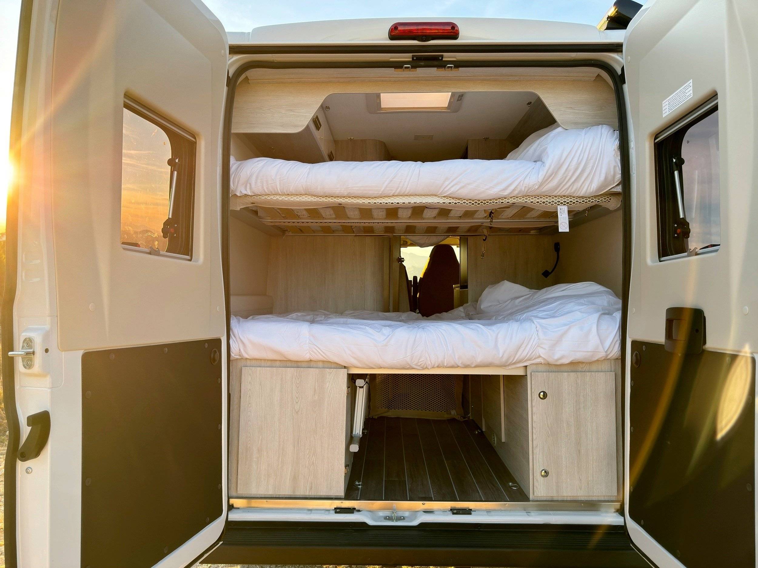 Slaapplaatsen Fiat Fiat Ducato - Yescapa