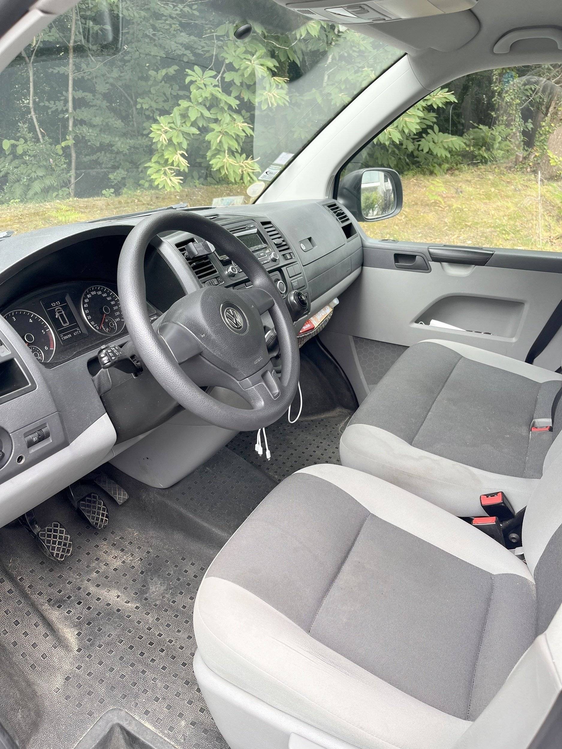 Fahrerbereich Volkswagen Volkswagen Transporter T5.1 - Yescapa