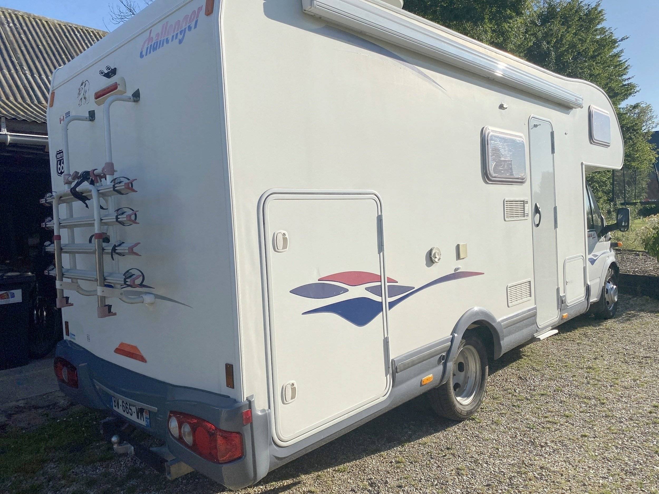 Challenger Transit 2,4 l TDCi 140 ch.