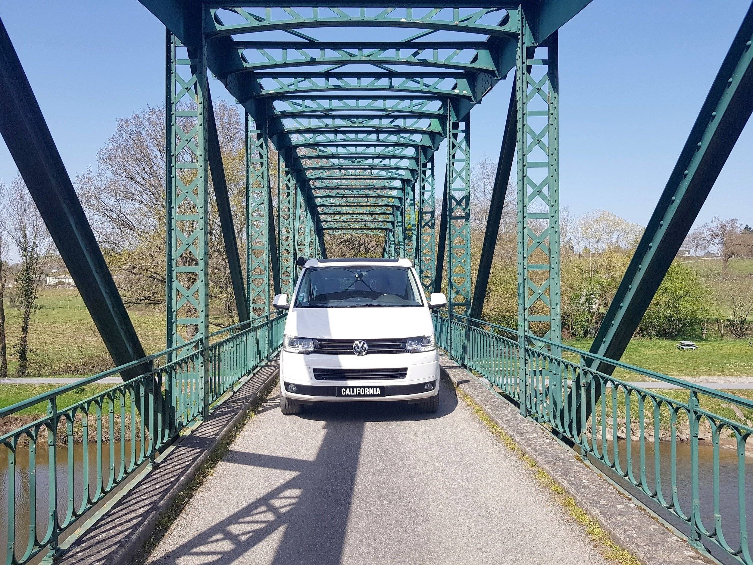 Volkswagen T5 2,0 l 140 ch