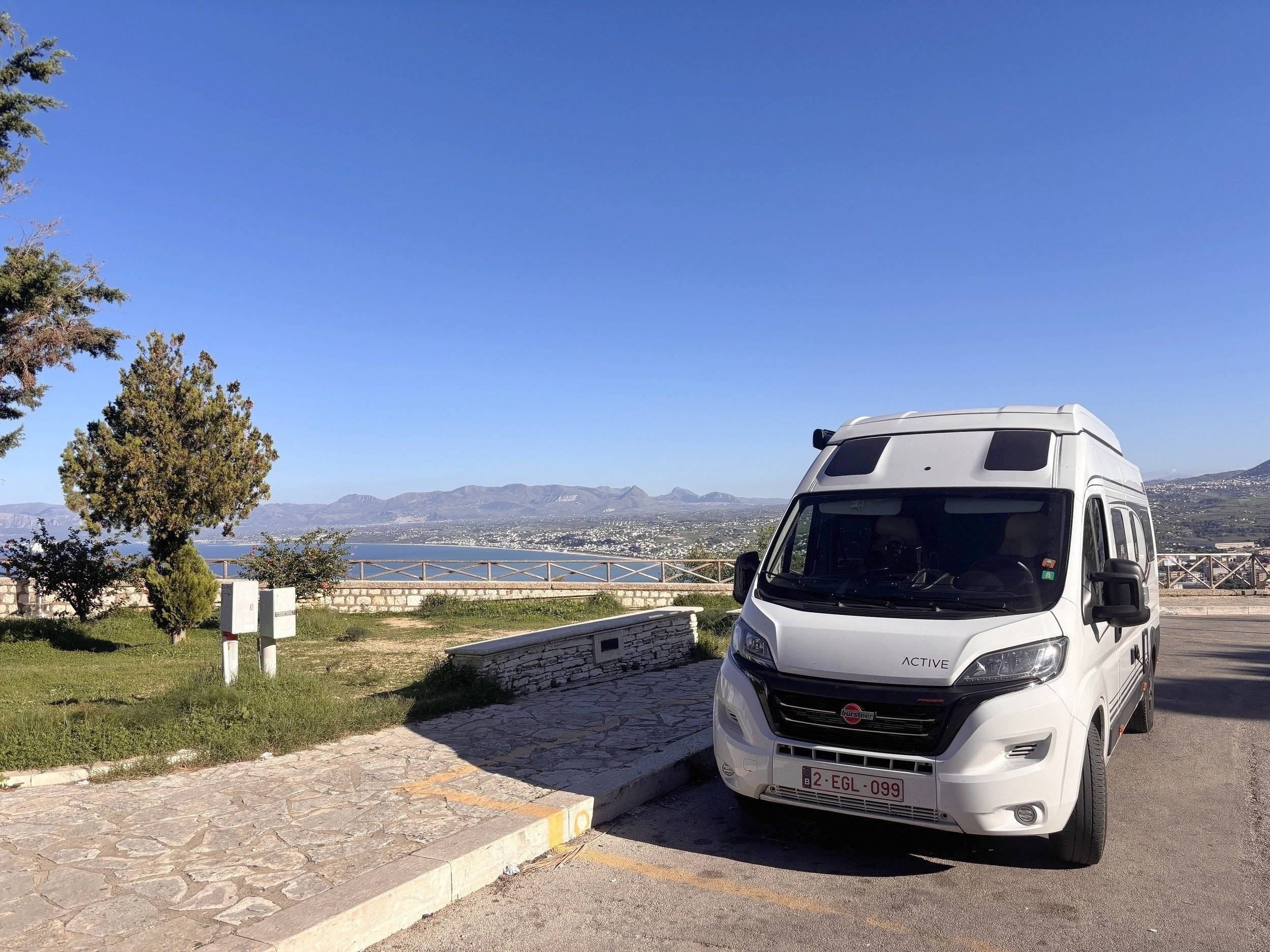 Bürstner ELISEO C642