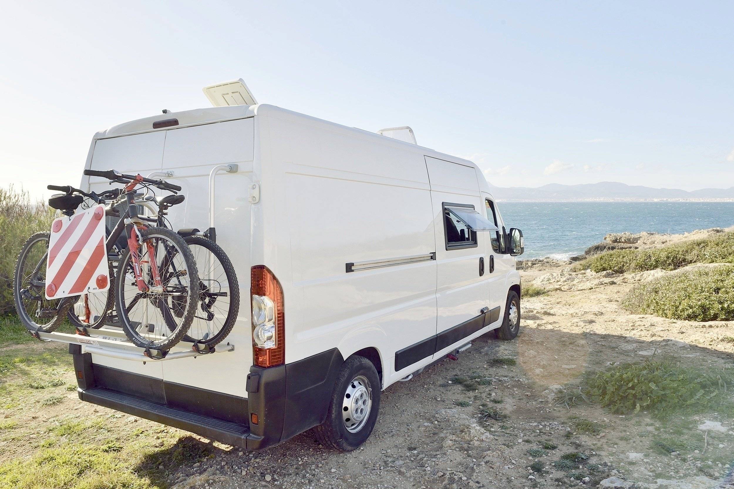 7955FXV  Boxer 3,0 HDI 160 ch