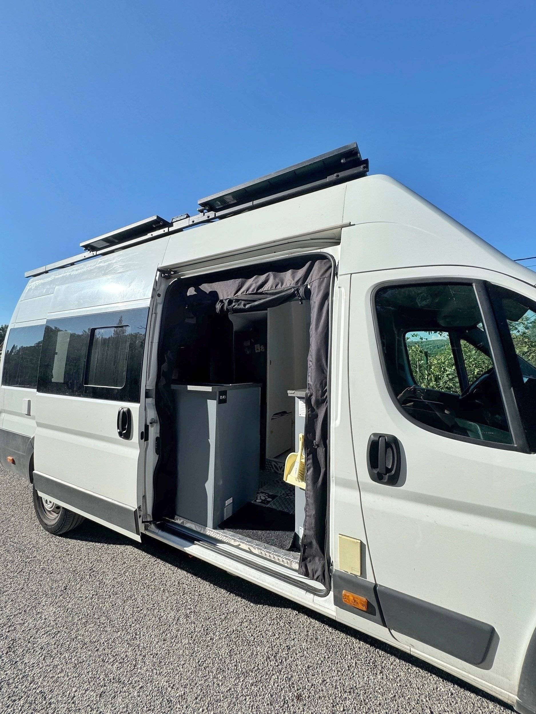 3 C Cartier/Brisebras Atalante