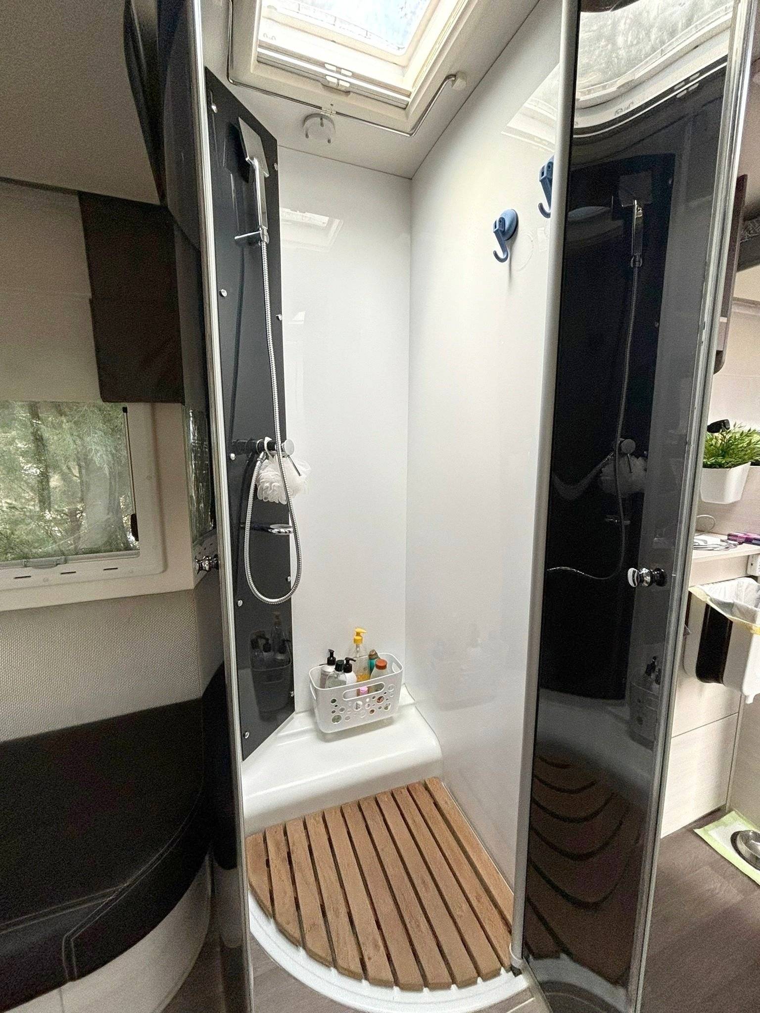 Challenger Transit 170 cv