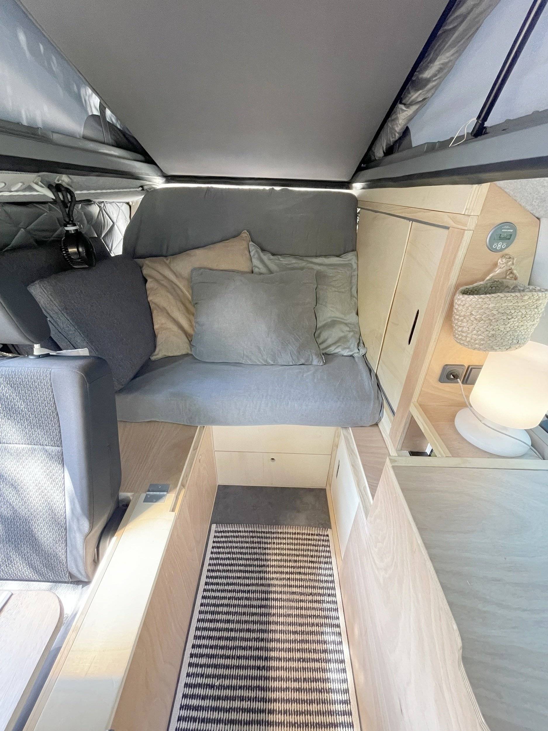 Volkswagen CARAVELLE T6.1 ORIGIN