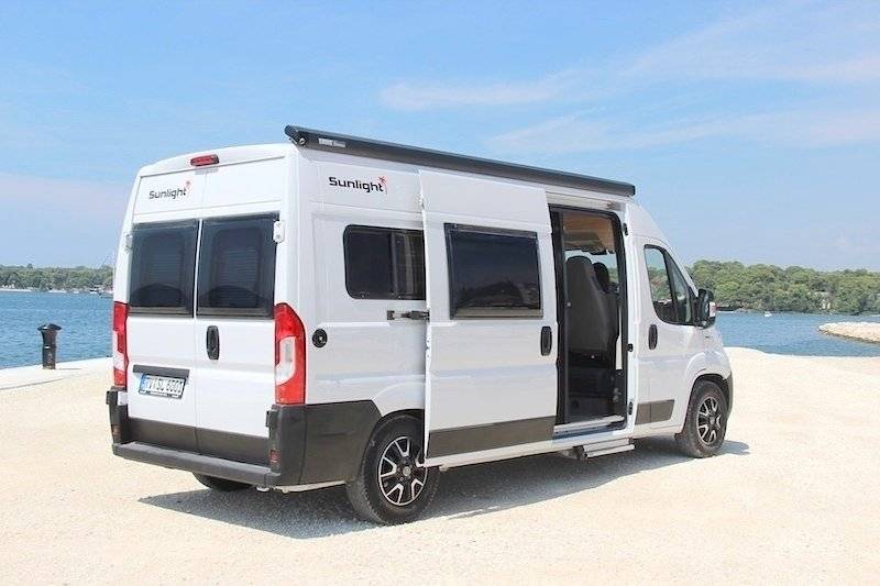 Sunlight Sunlight Cliff Adventure