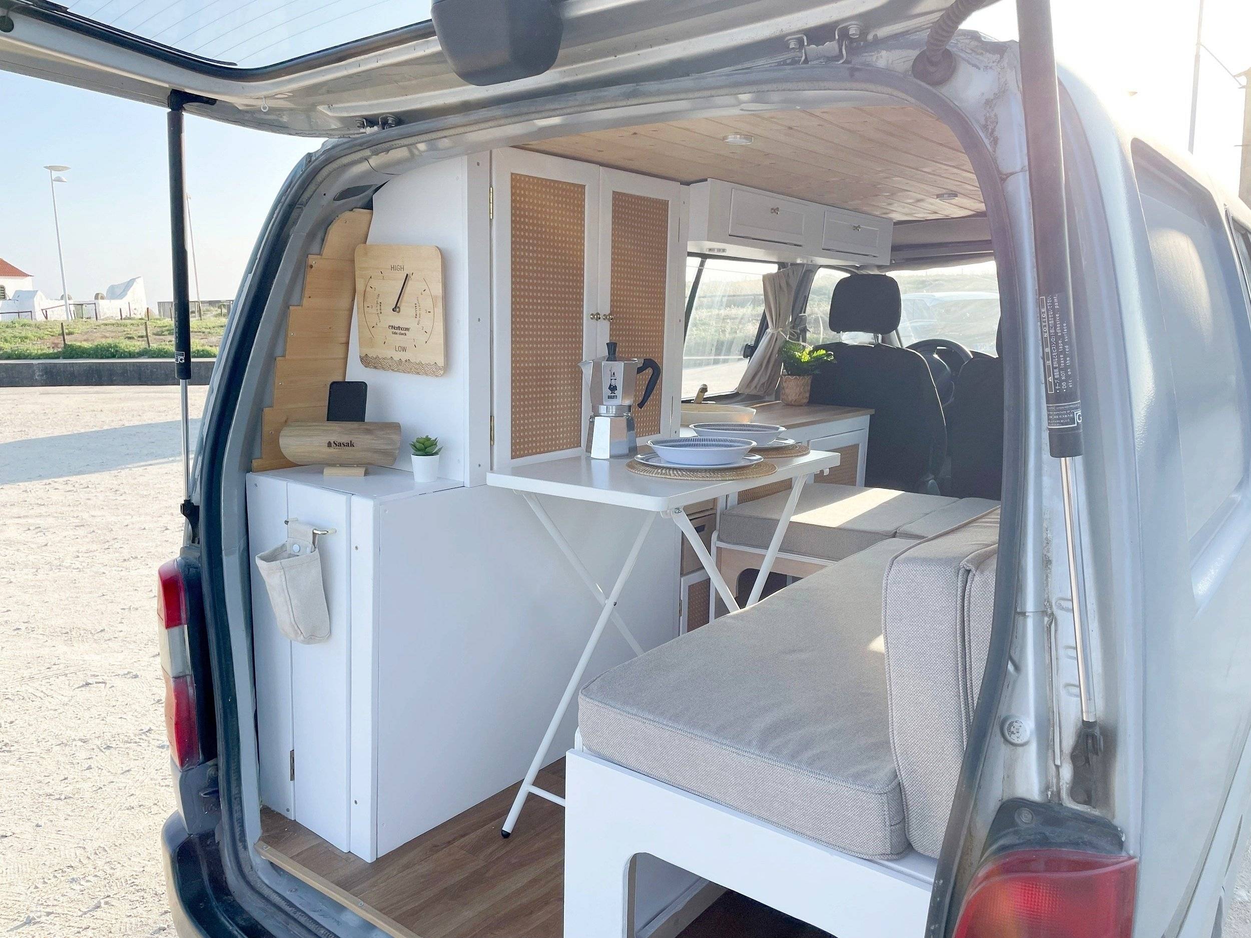 Essecke Toyota Hiace - Yescapa