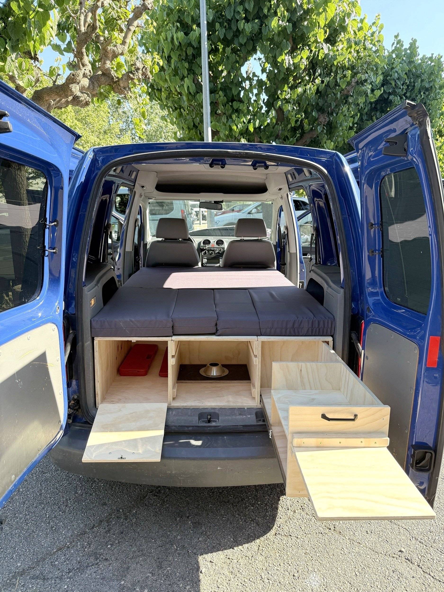 Volkswagen Caddy 1,6 l 75 ch