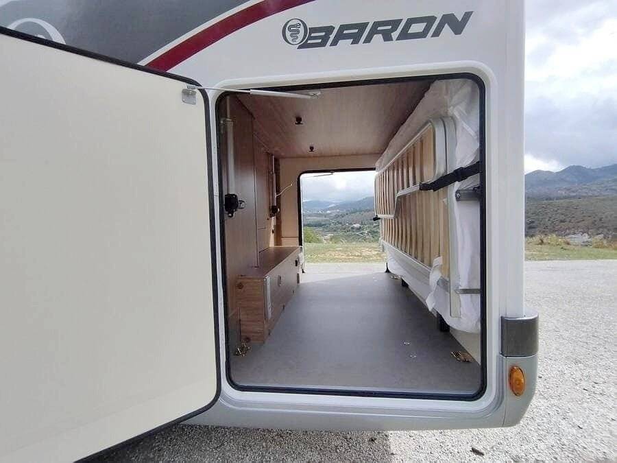 Elnagh Elnagh  Baron 20