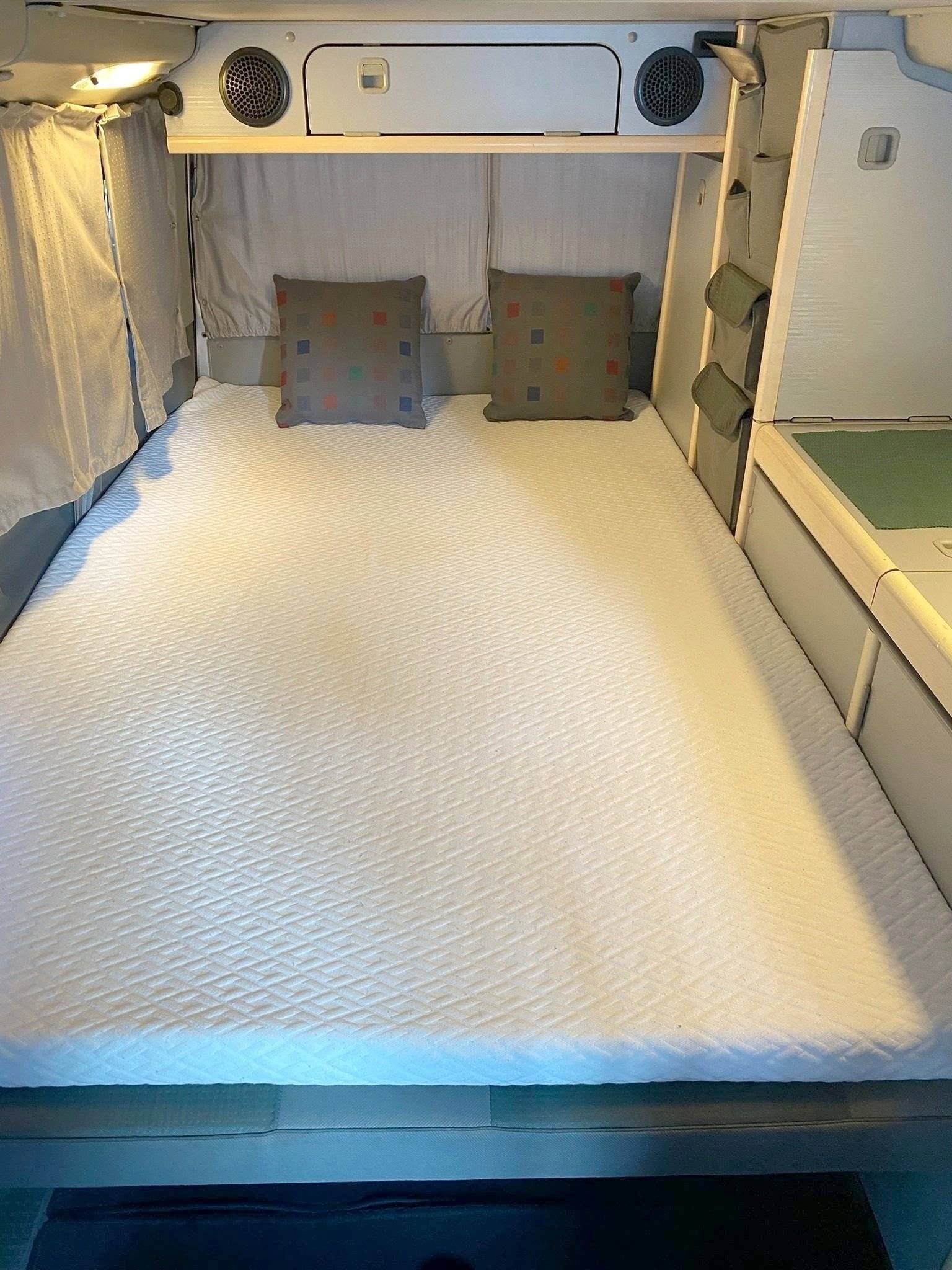 slaapplaatsen Volkswagen T4 california - Yescapa