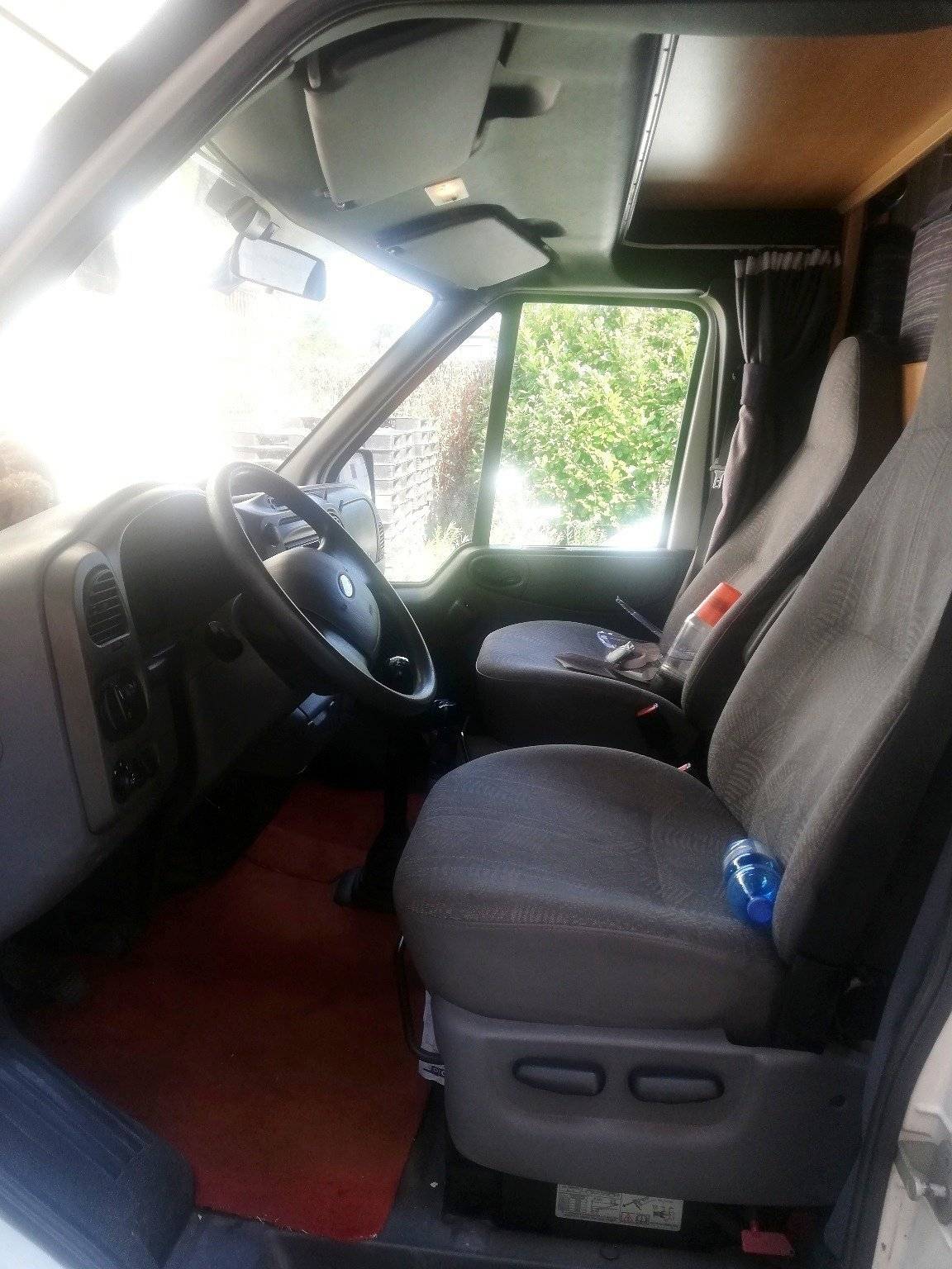 Challenger Transit 2,5 l TDCi 140 ch.