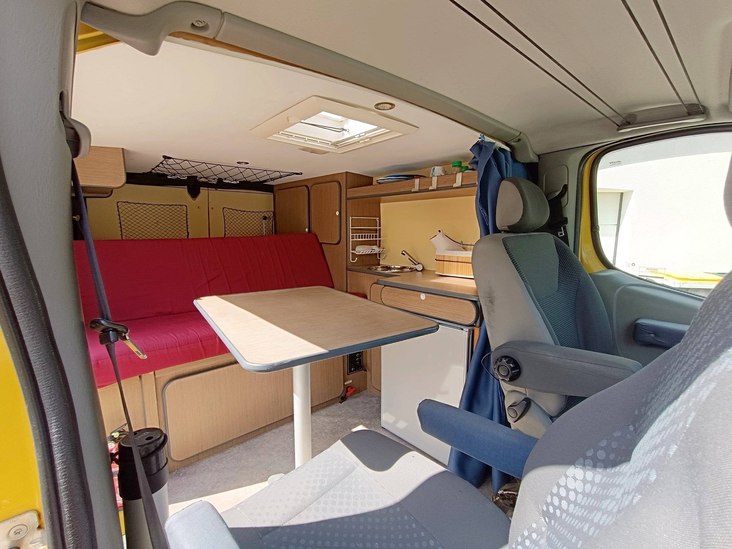 Comedor Opel Opel vivaro L1H1 - Yescapa