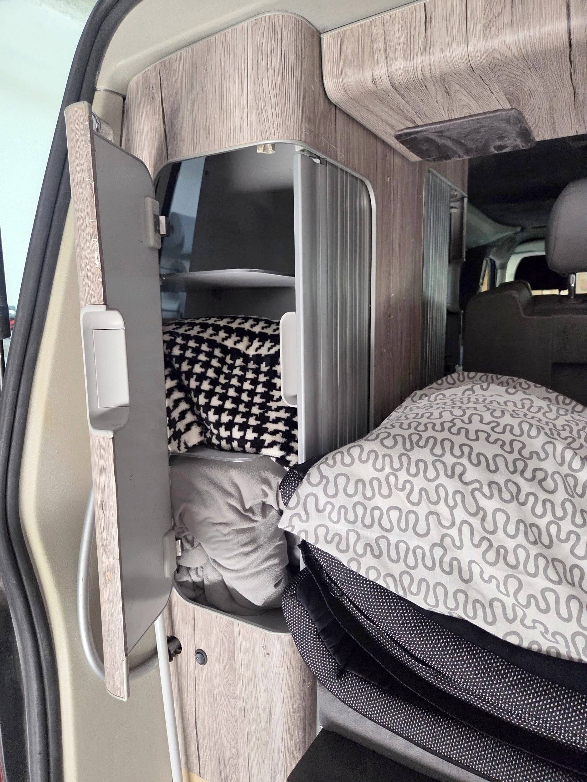 Volkswagen T5 California