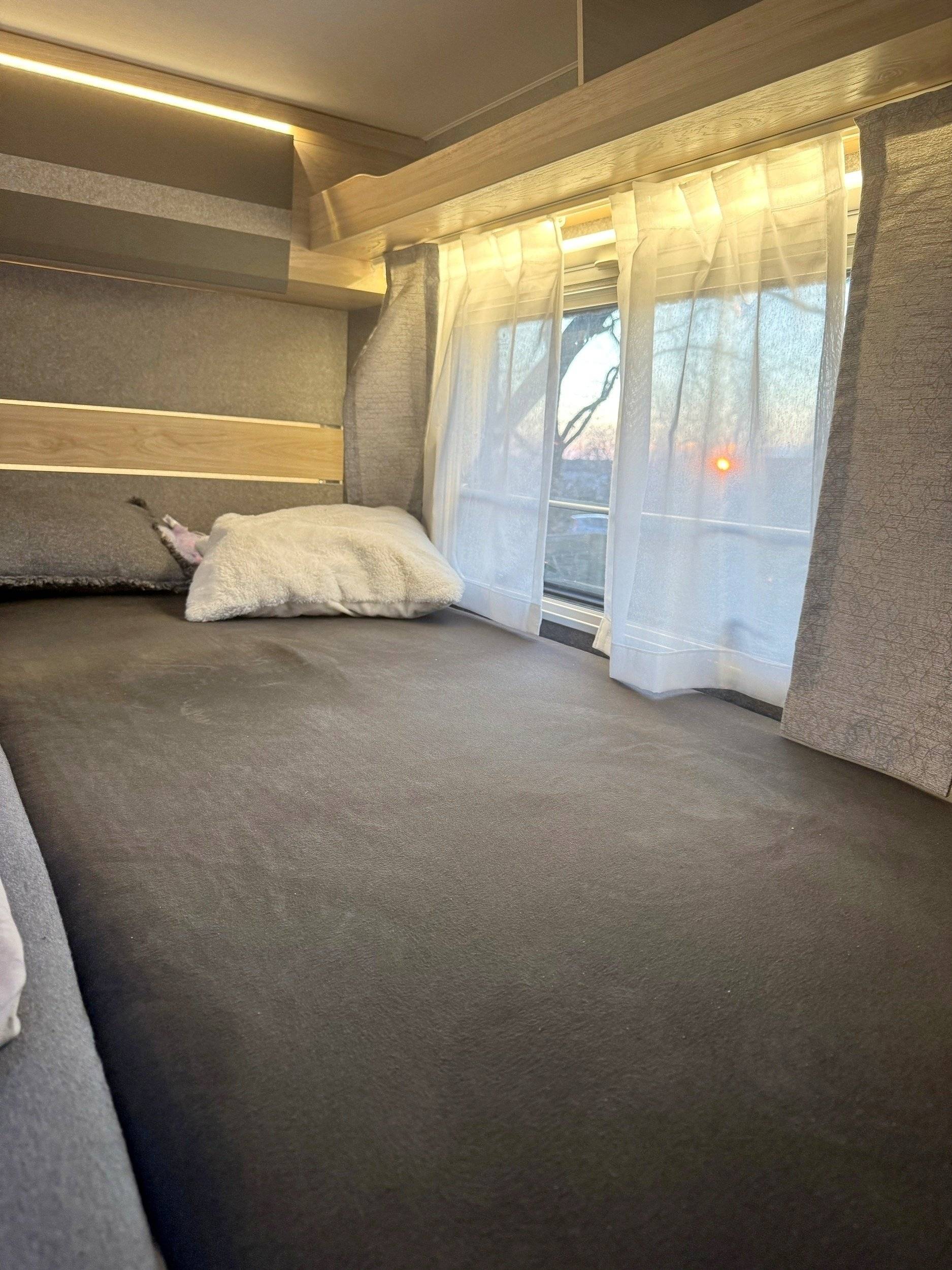 Berth Ford - Yescapa