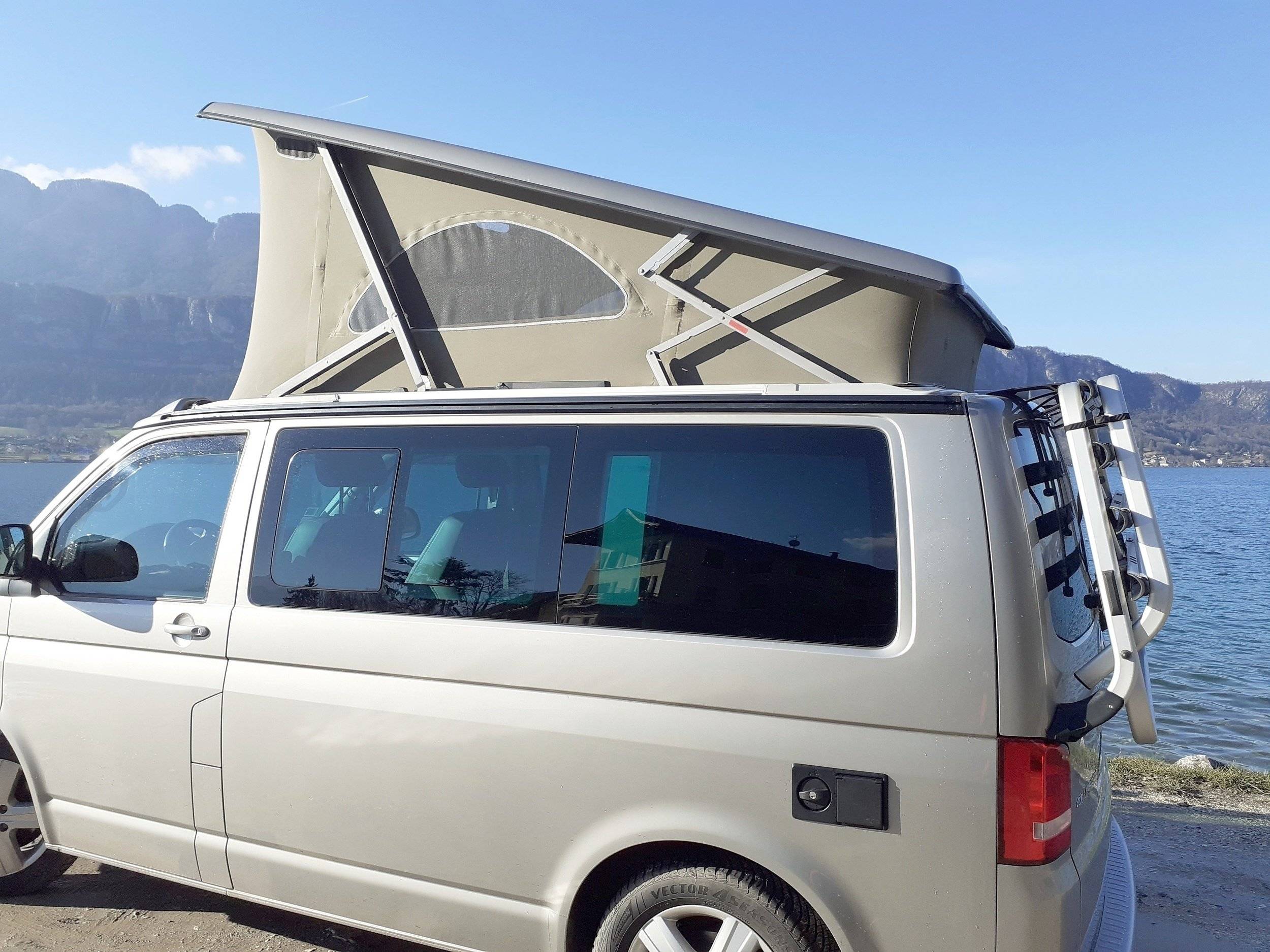 california T5 2 l 140 ch