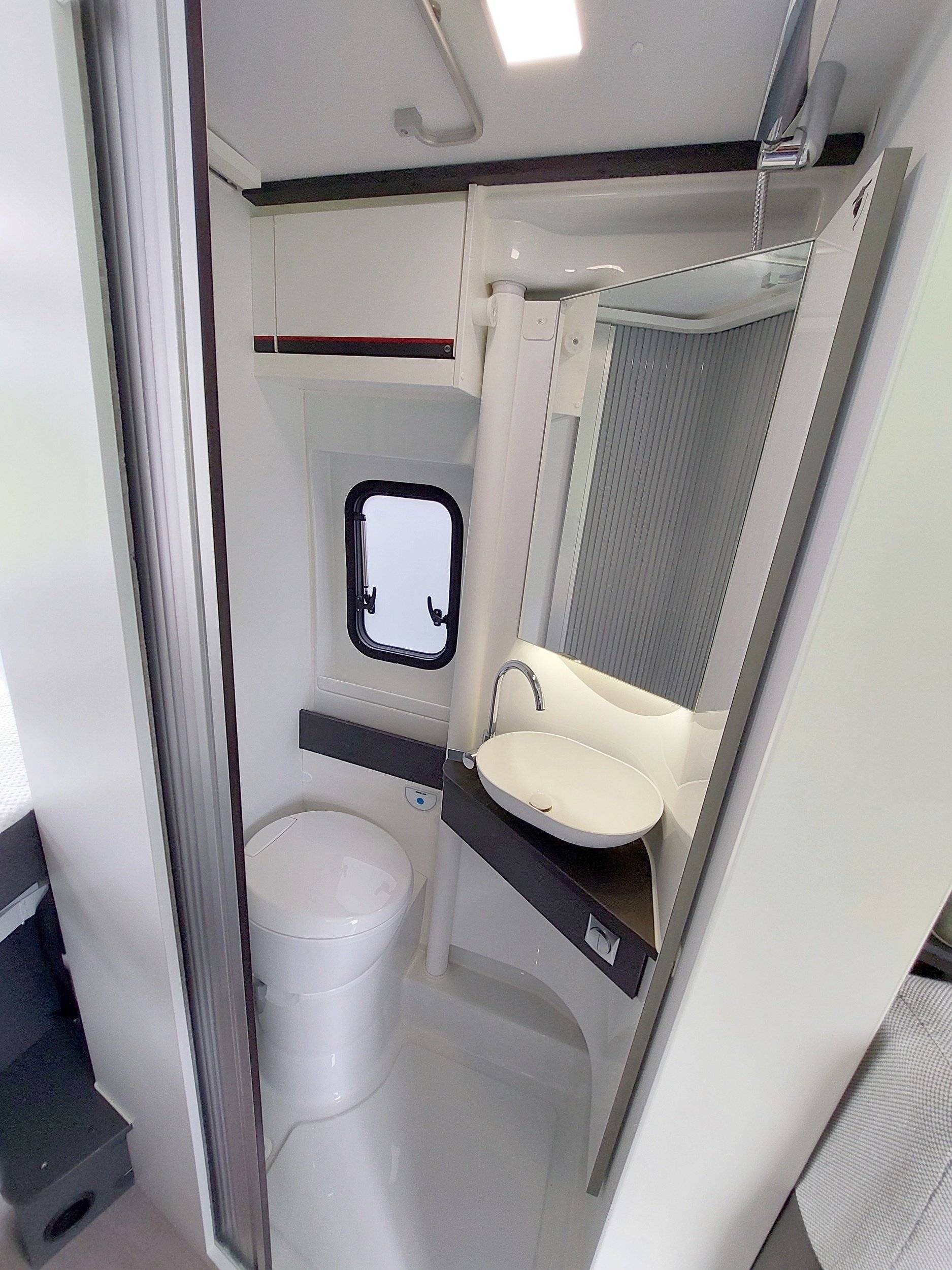 Adria Twin 600 Spb