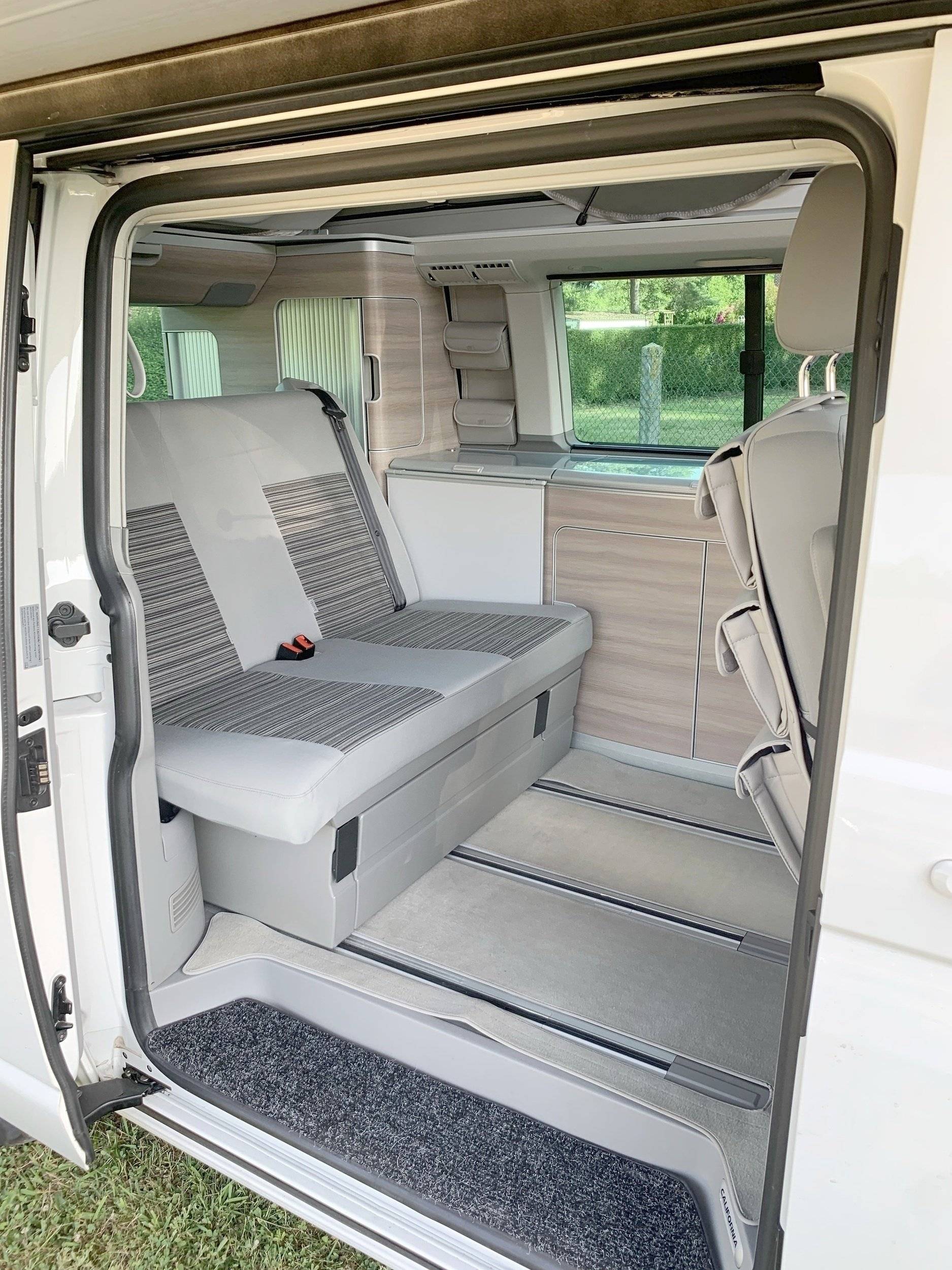 Volkswagen T6 California