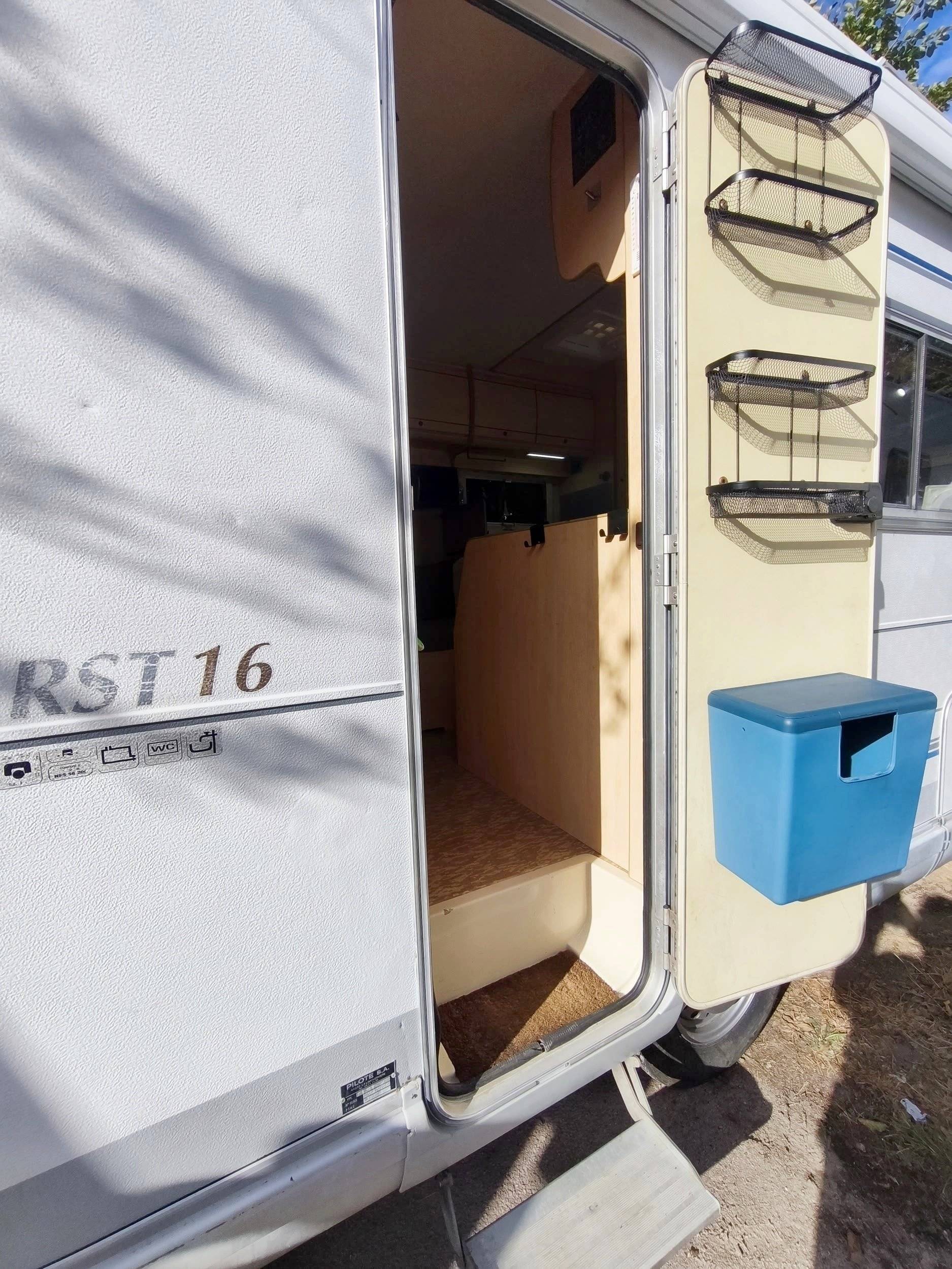 Pilote Transit 2,5 l 76 ch
