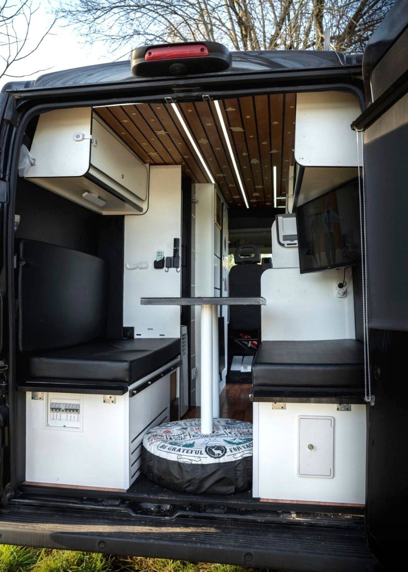 3 C Cartier/Brisebras 