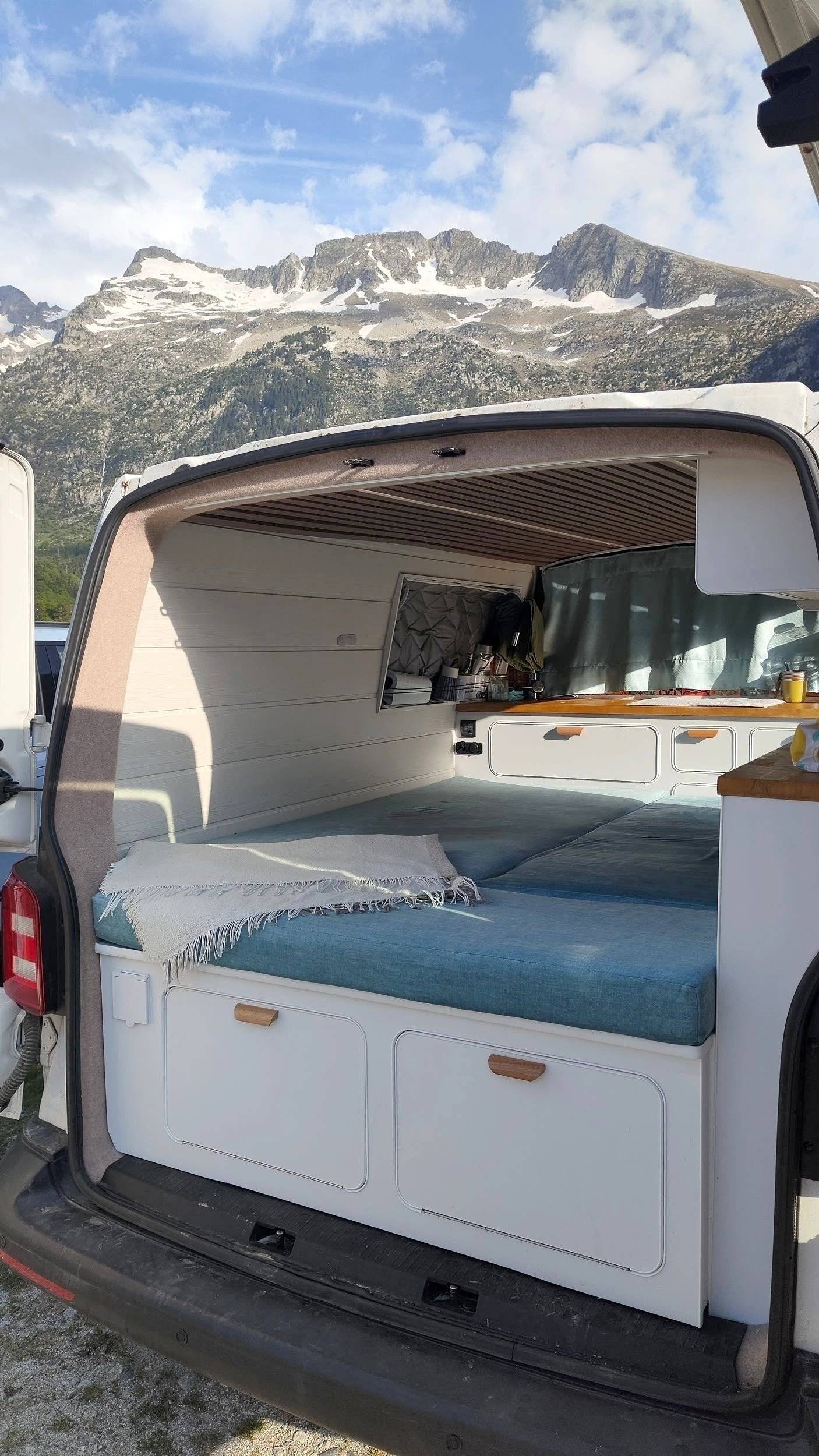 Letti Volkswagen T6 2,0 l 150 ch - Yescapa