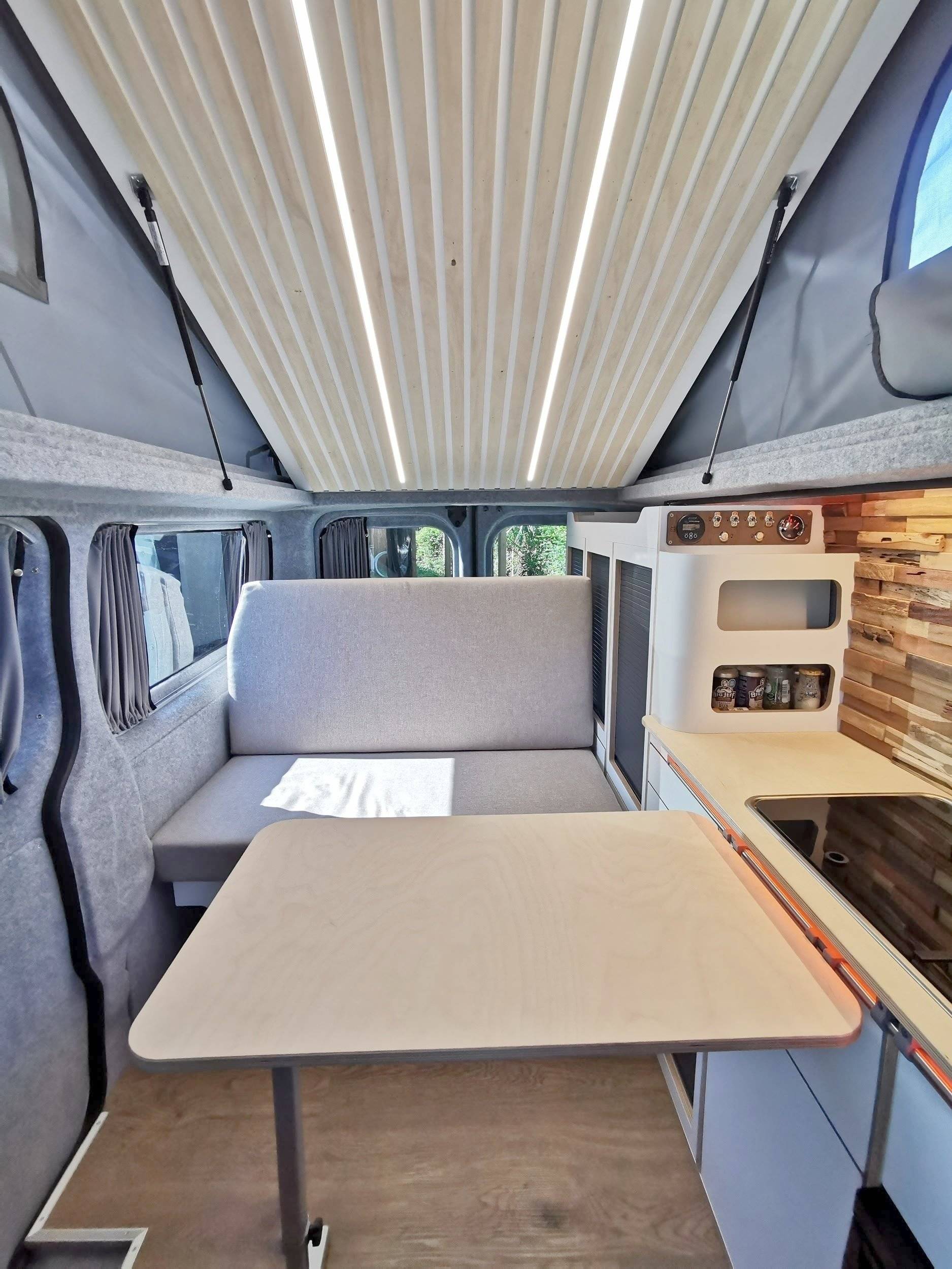 Renault Trafic L2H1 2 l 120 ch