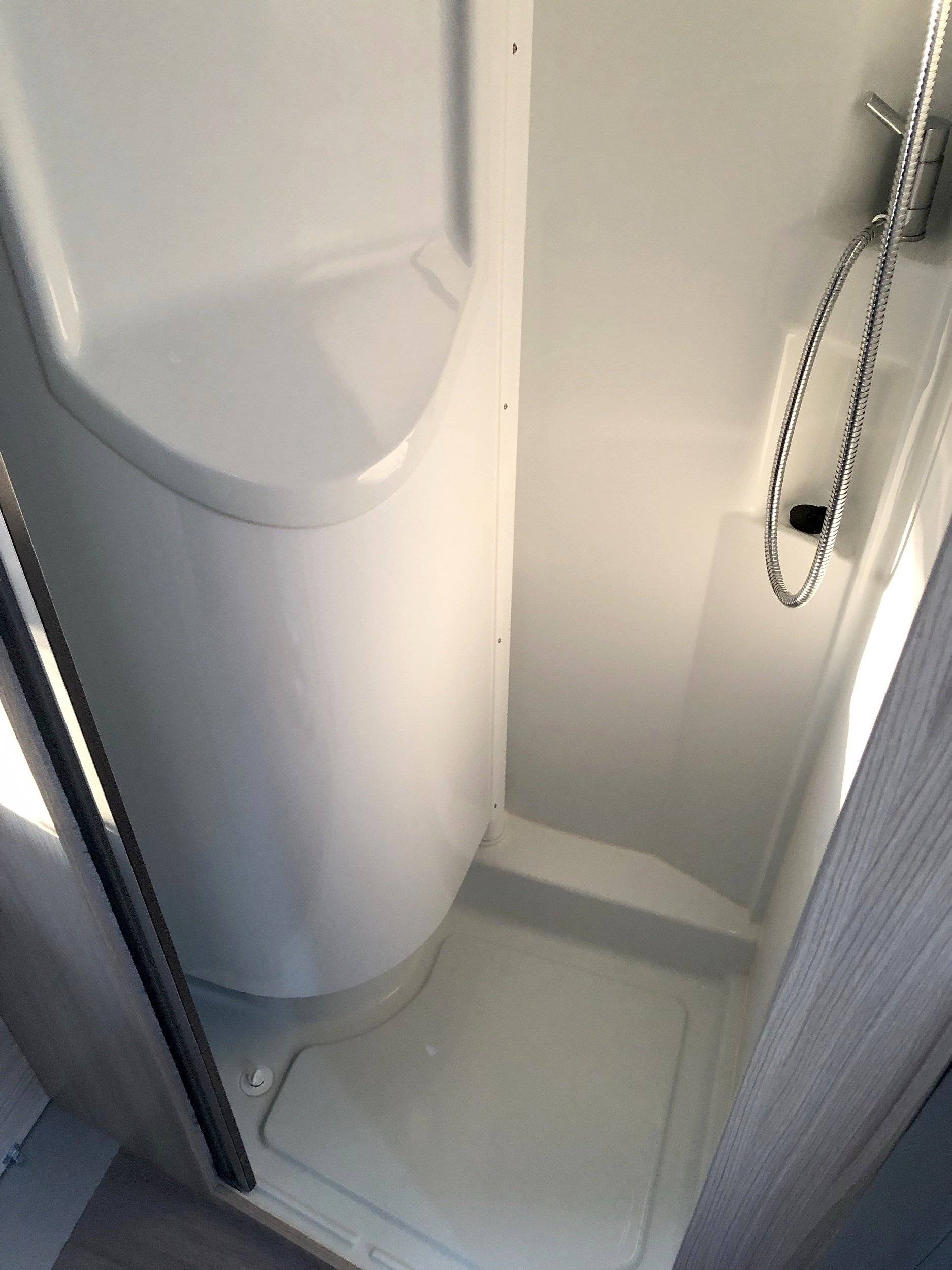 Adria Twin 640 SGX plus