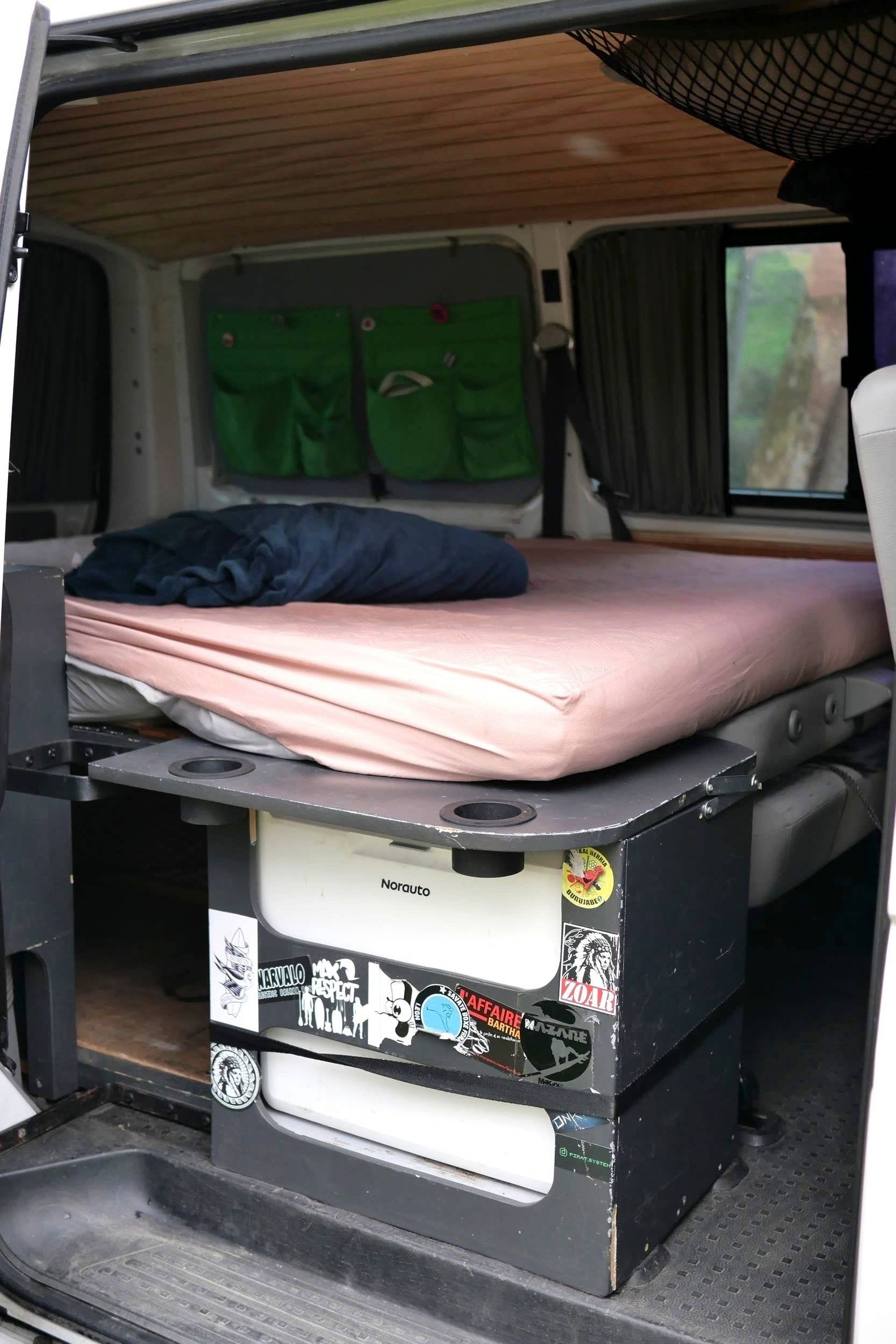 Volkswagen Transporter T5 2 l 102 ch