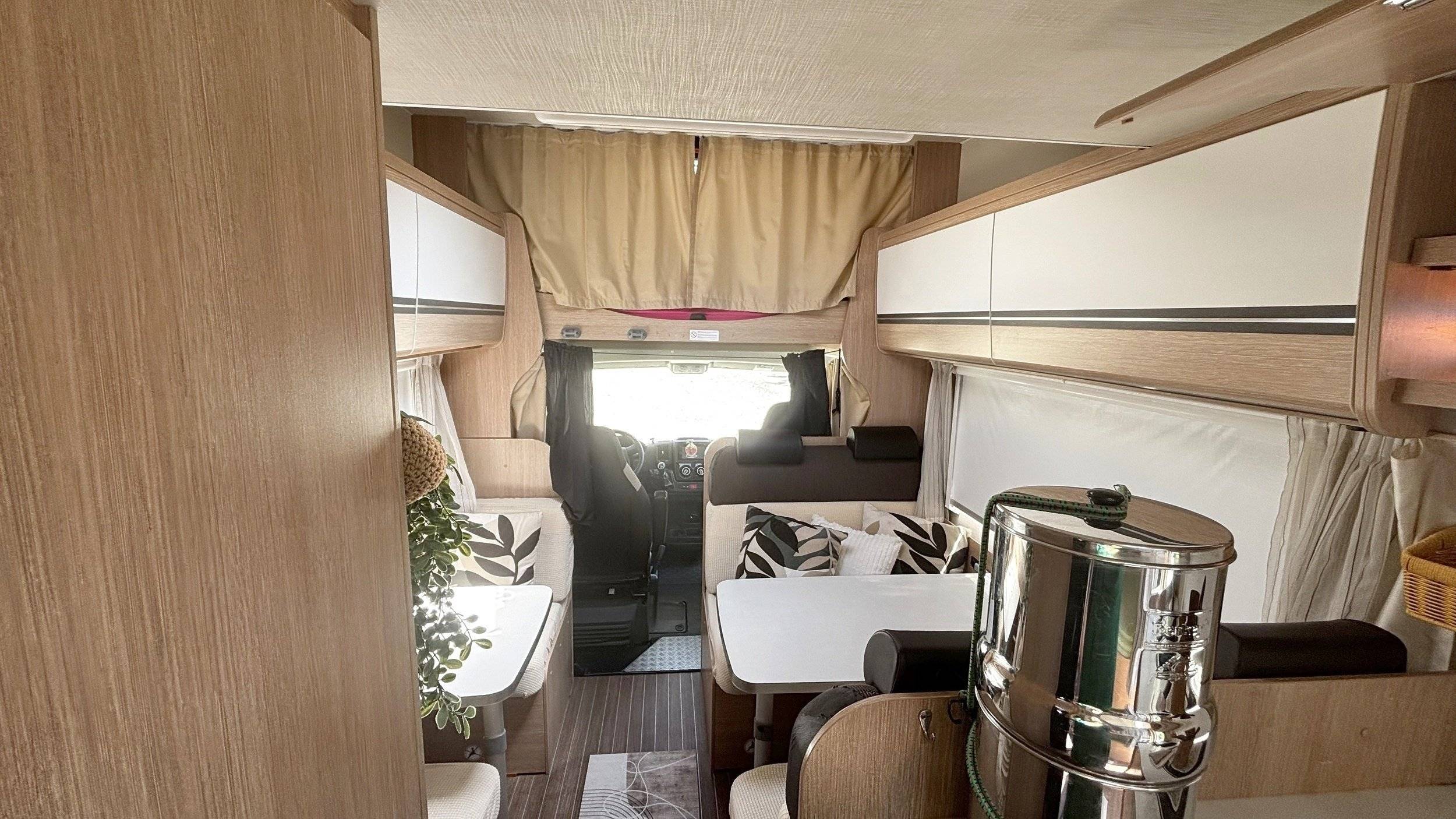 Menjador Fiat 2,3 l 130 ch. - Yescapa