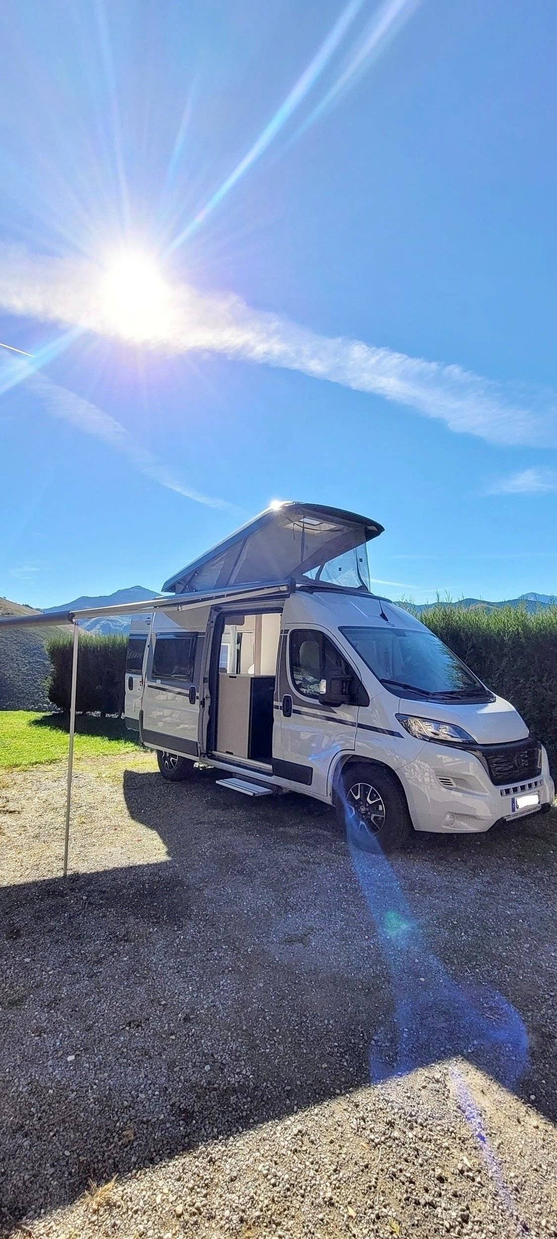 Voorkant 3/4 Fiat Ducato 2,3 130 ch - Yescapa