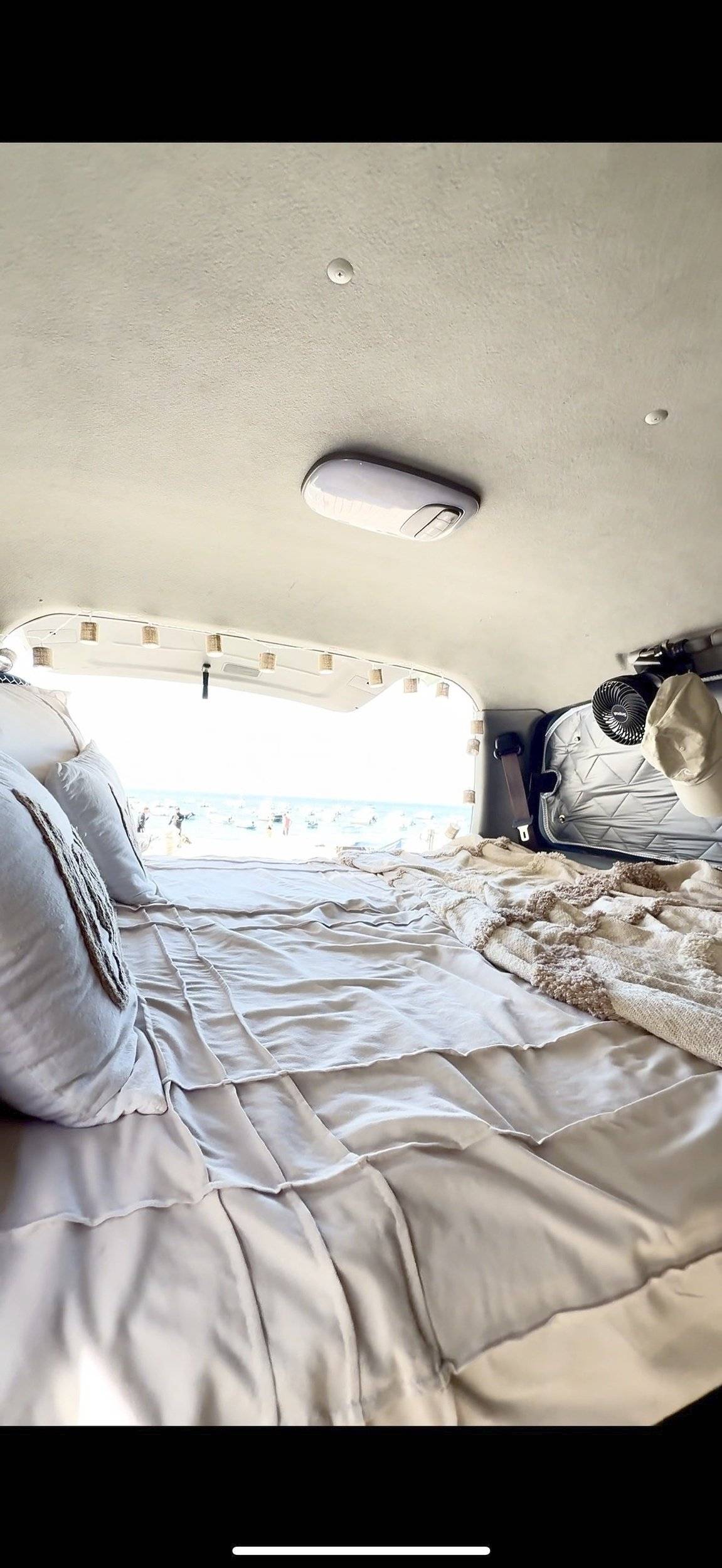Plazas en cama Hyundai H1 4x4 - Yescapa