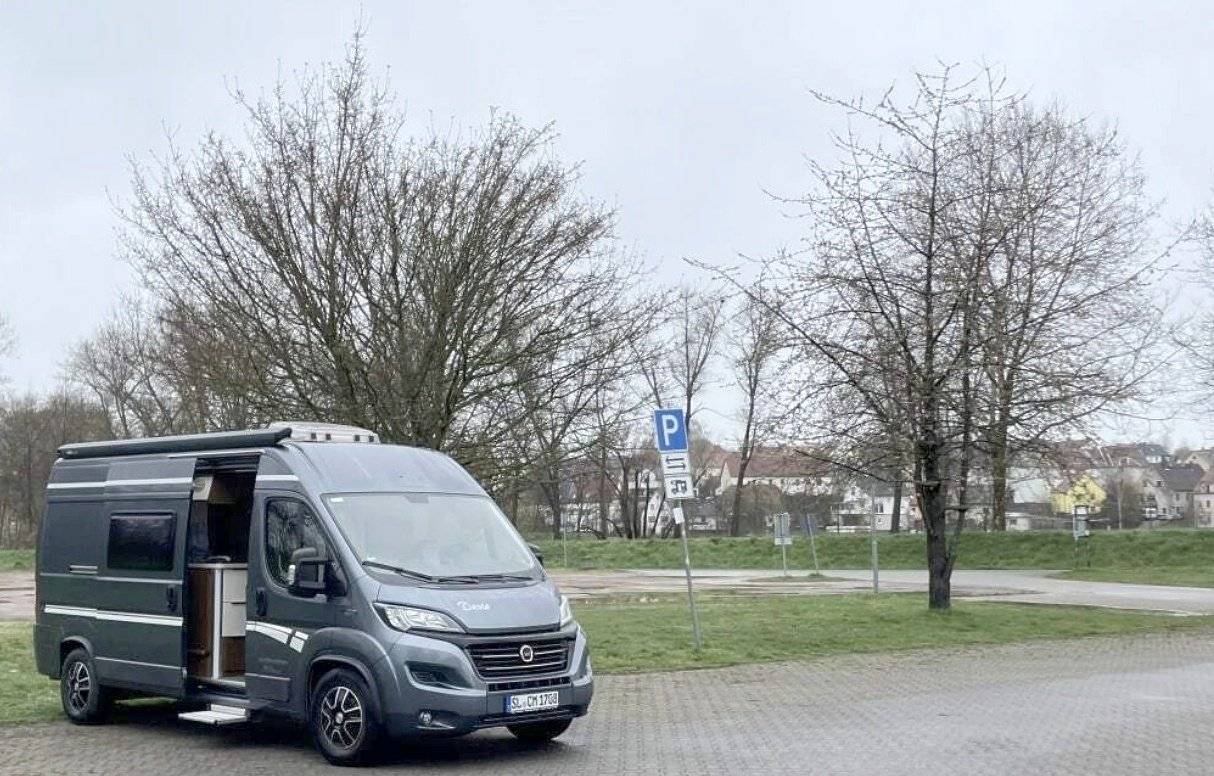 Front view from 3/4 Fiat Ducato 2,3 l Multijet 120ch. - Yescapa